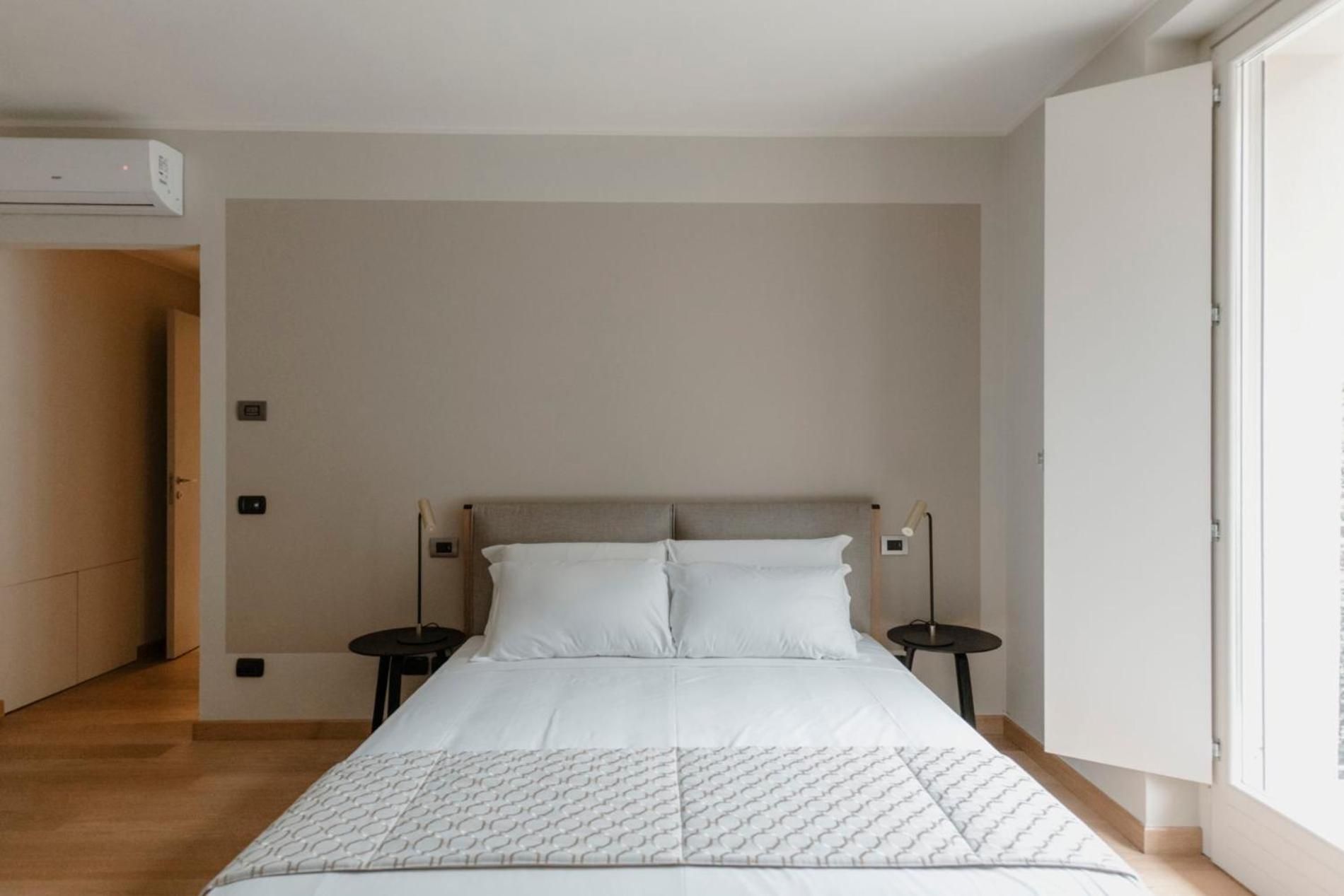 Deluxe Double Room with Bath