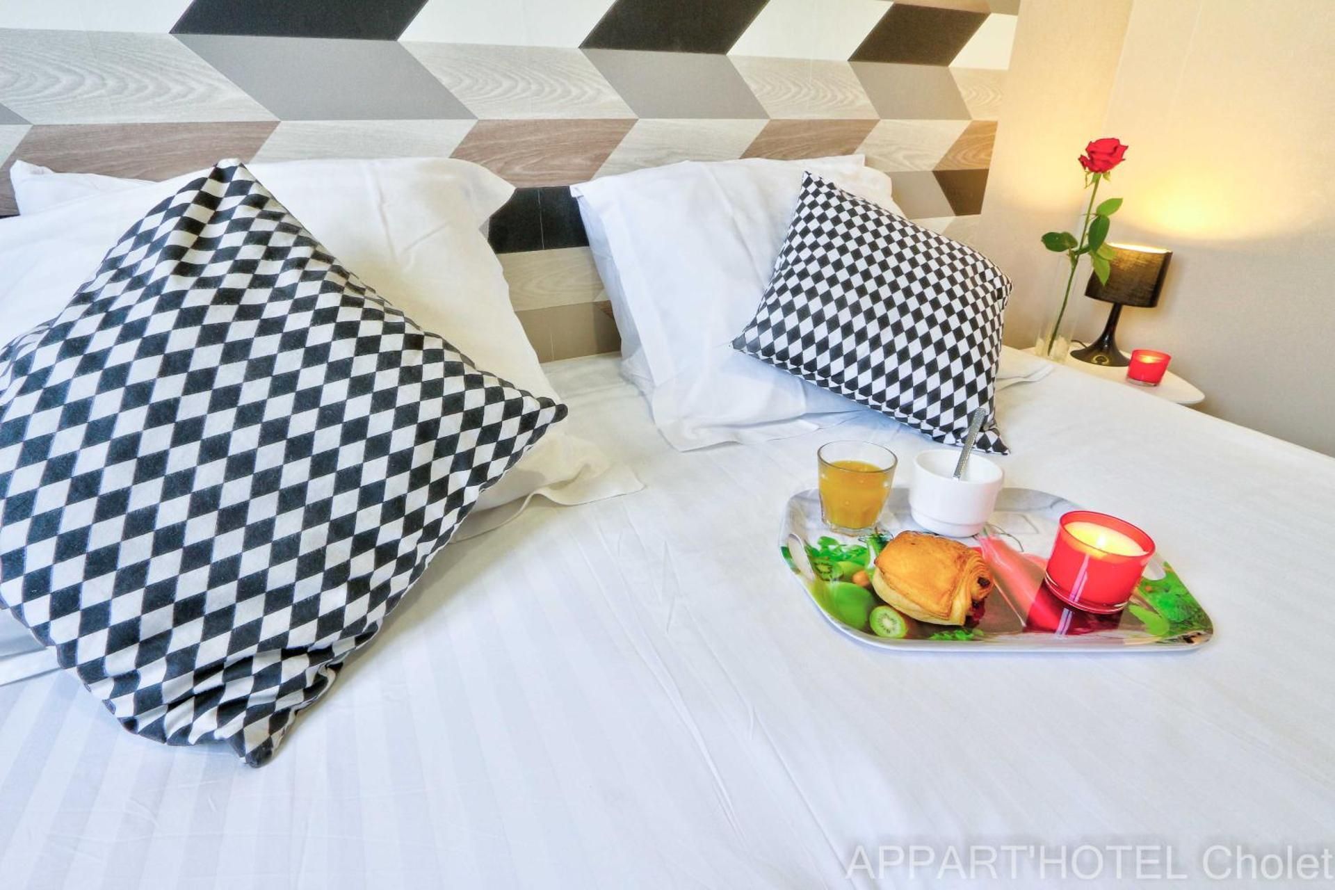 Appart hotel Cholet Carteron One-Bedroom Apartment 2