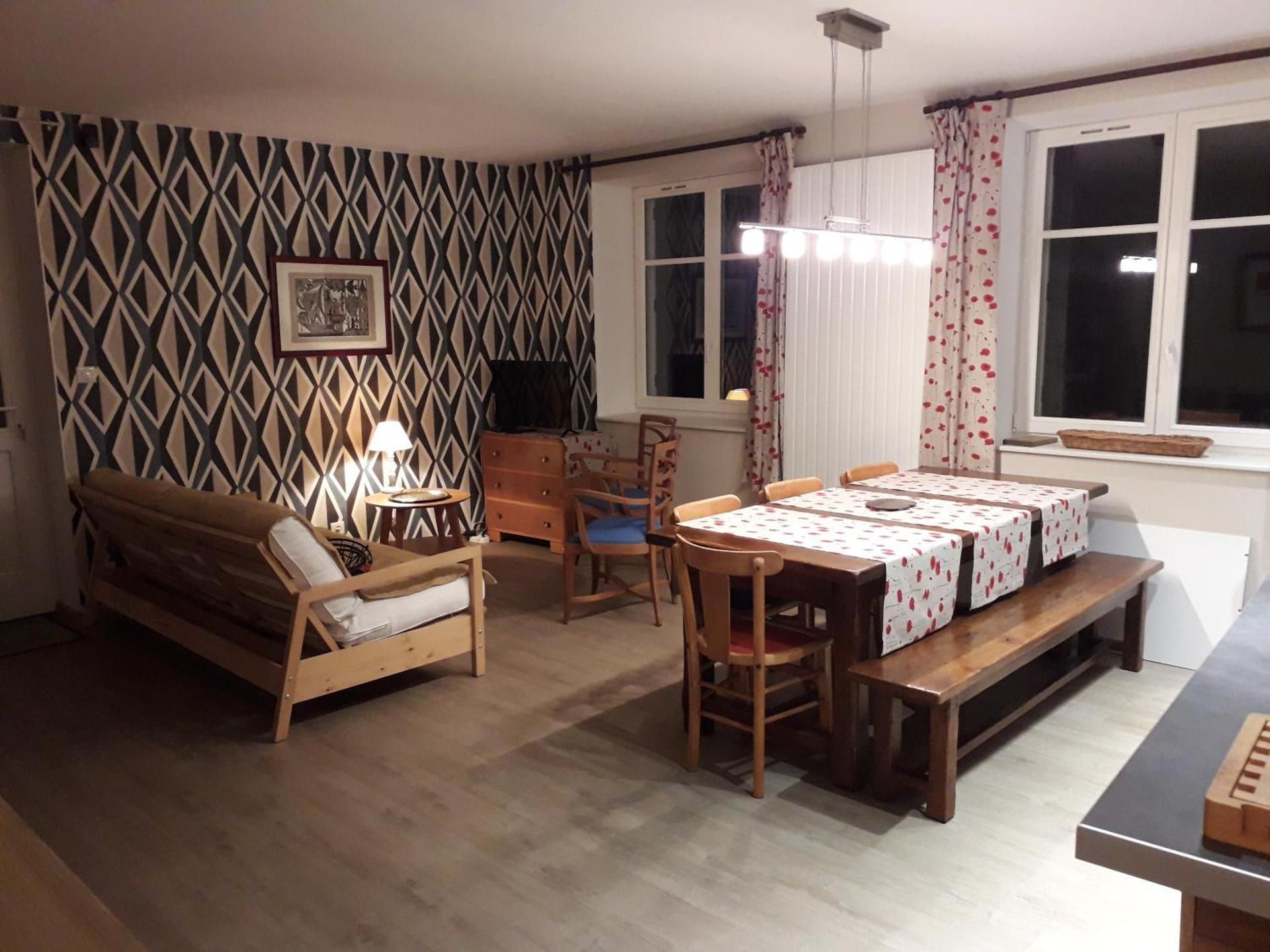 One-Bedroom Apartment