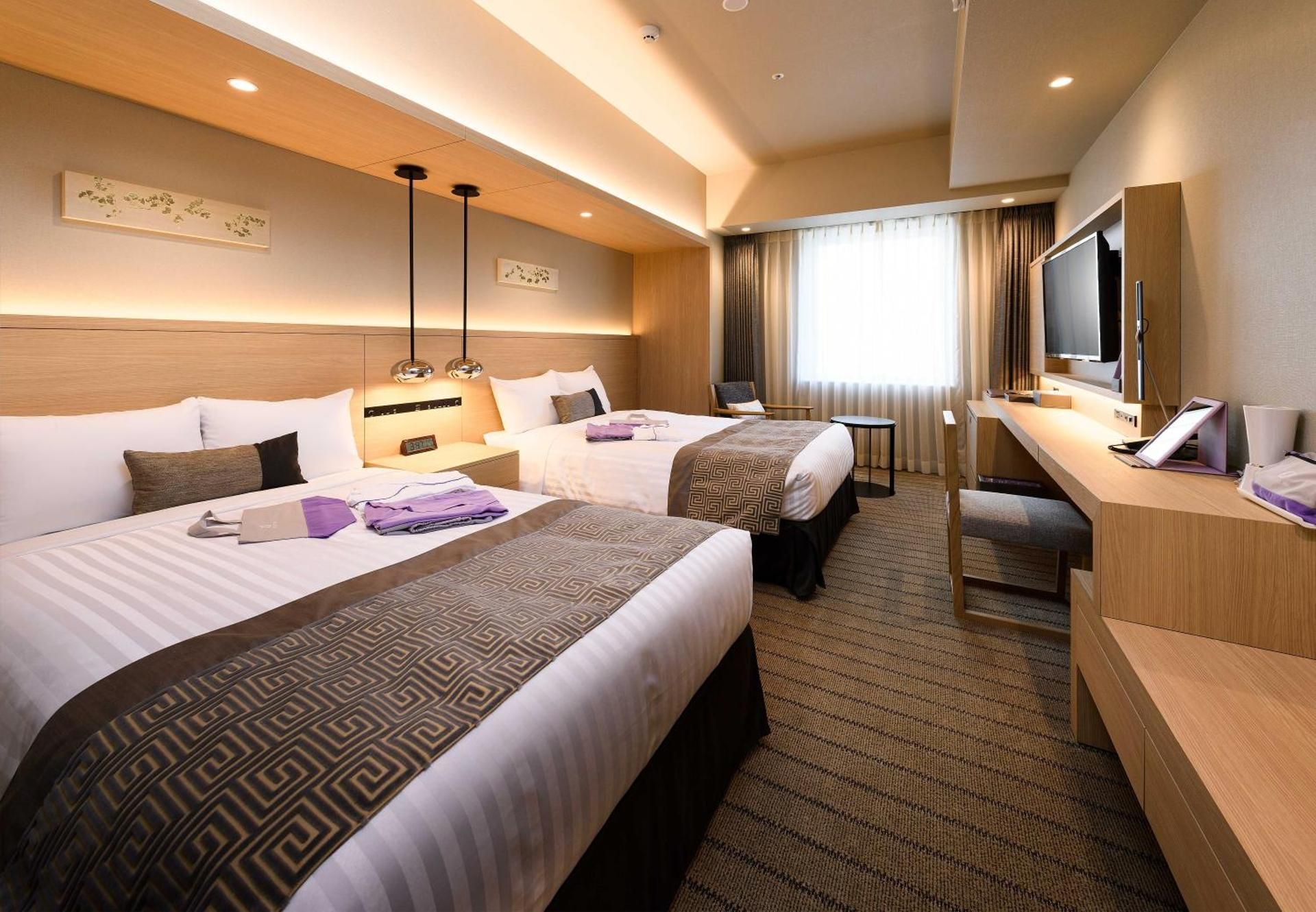 Universal Twin Room