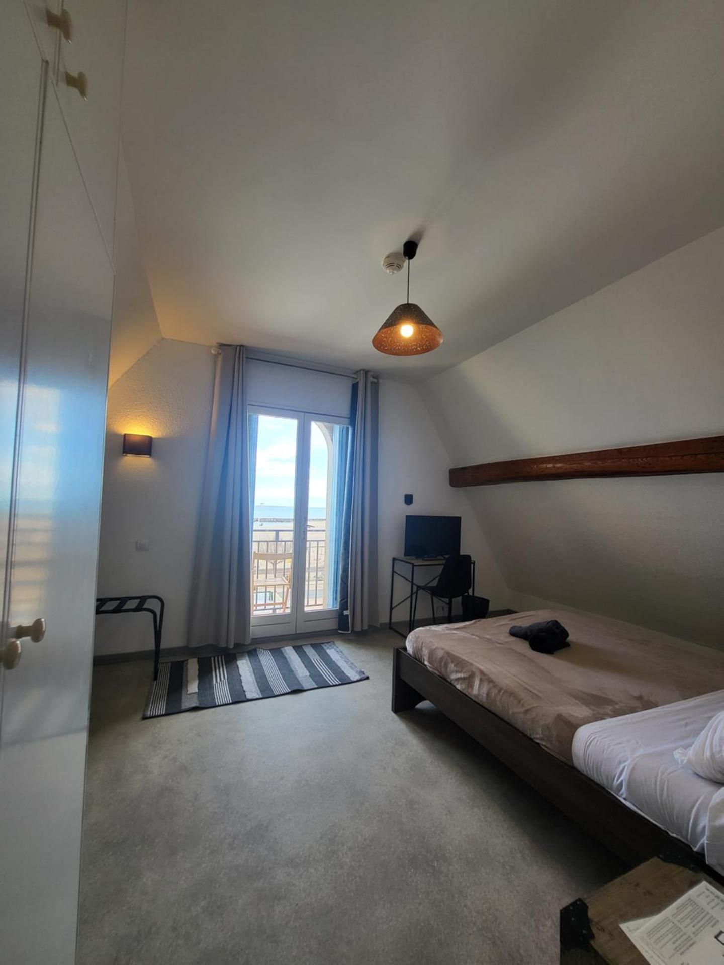 Double Room with Balcony and Sea View