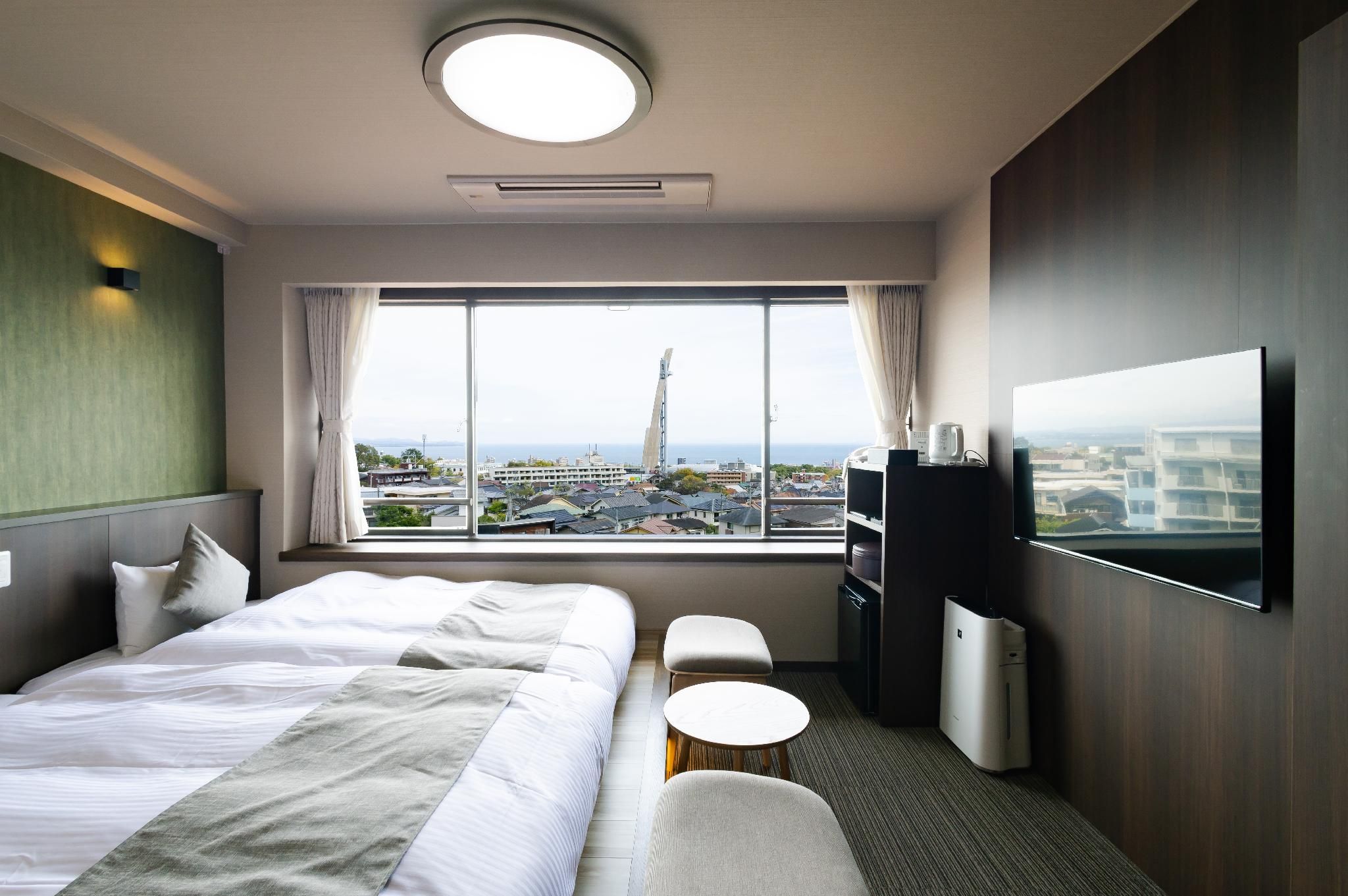 2nd Floor Ocean Side Western Style Twin Room