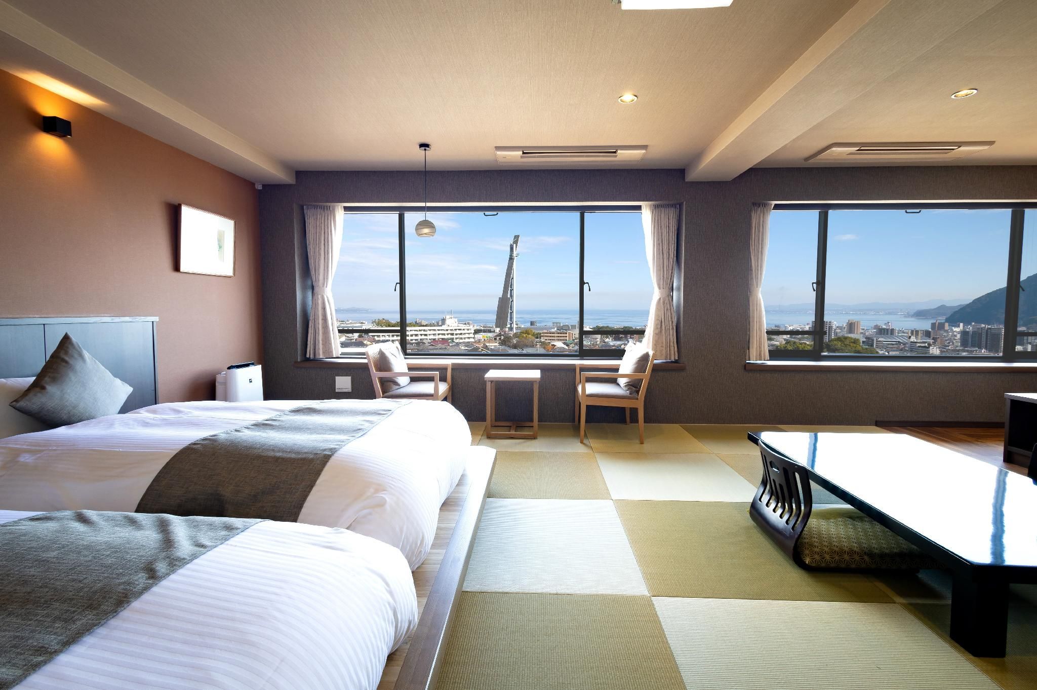 2nd Floor Ocean Side Japanese and Western Style Room 11 Tatami