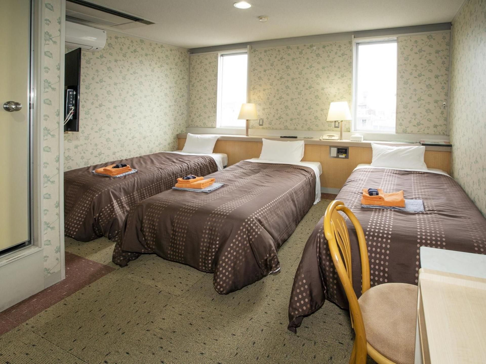 Triple Room - Smoking