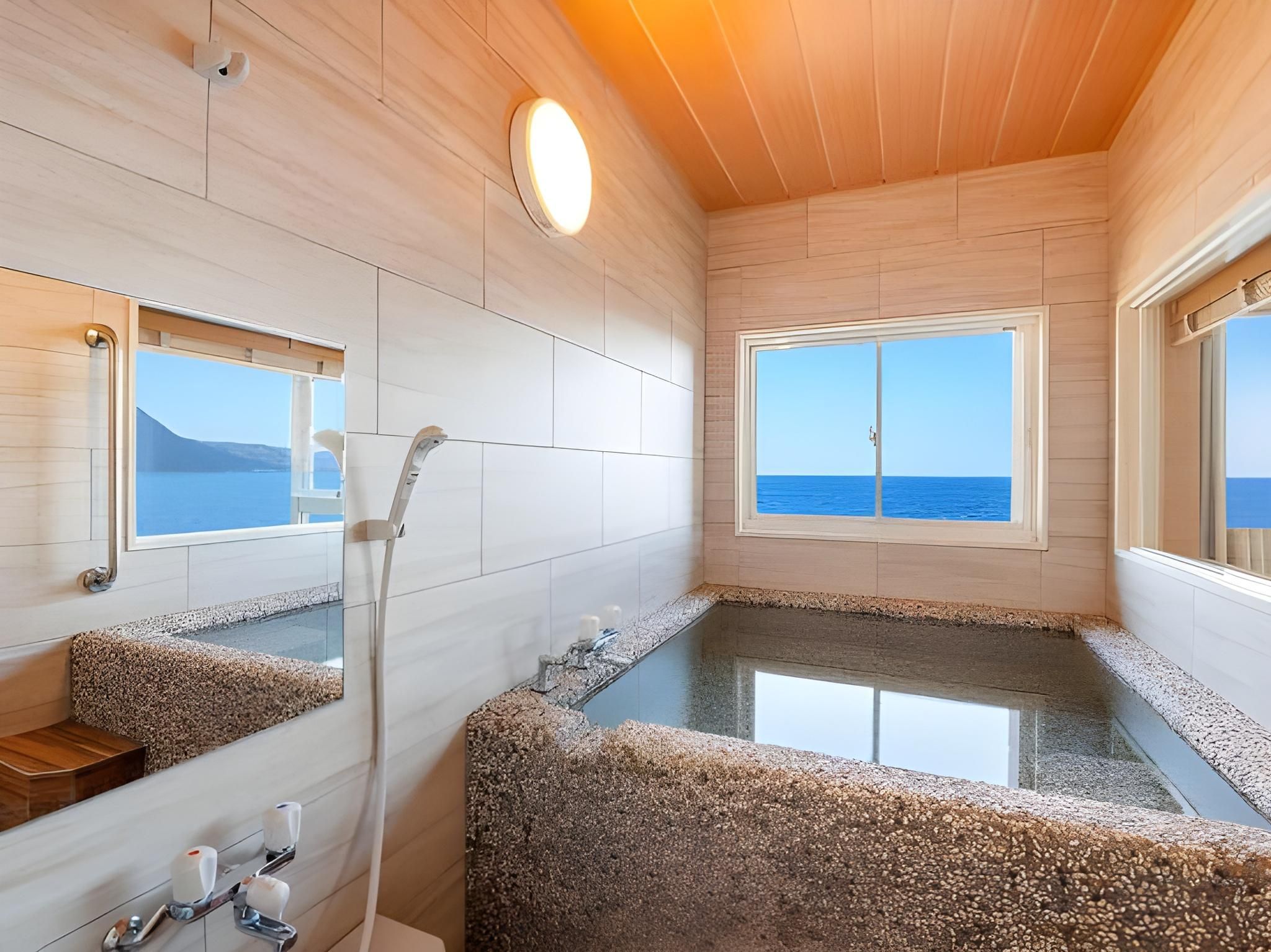 Stunning Sea View Beppu Bay Japanese Style Twin Room with Private Bath - Non-Smoking