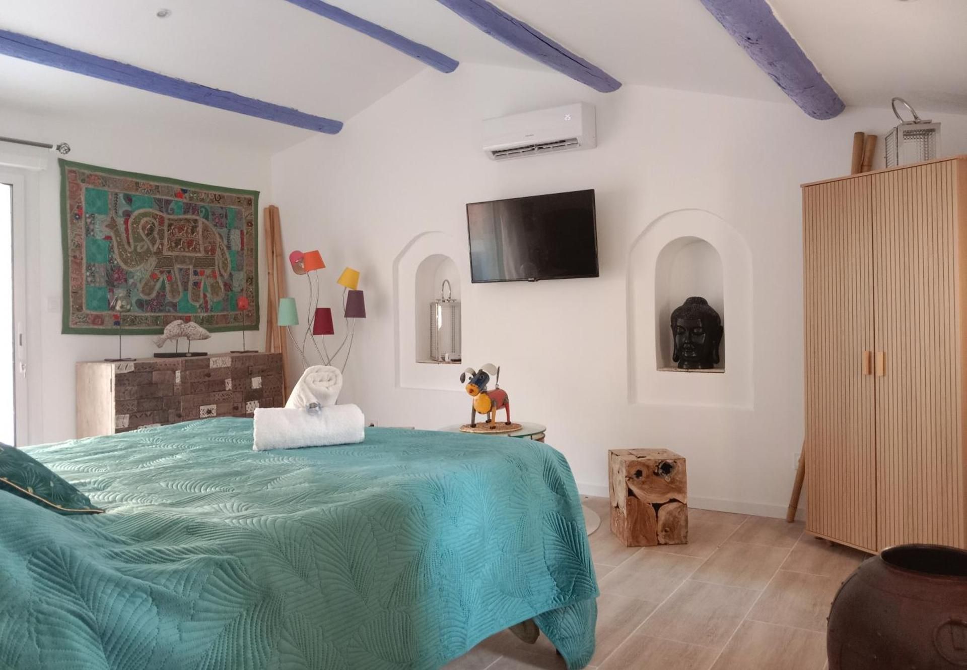 Double Room with Private Bathroom