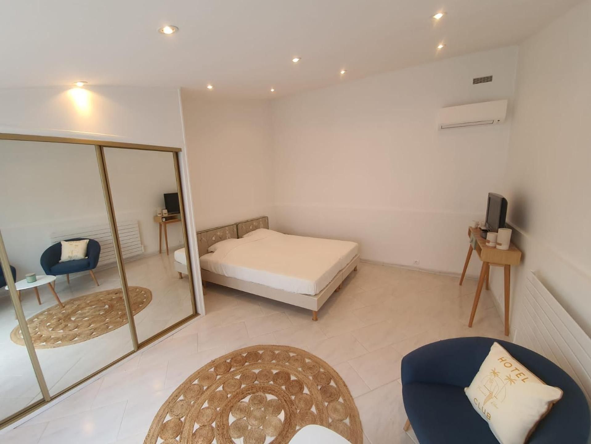 Double Room with Terrace