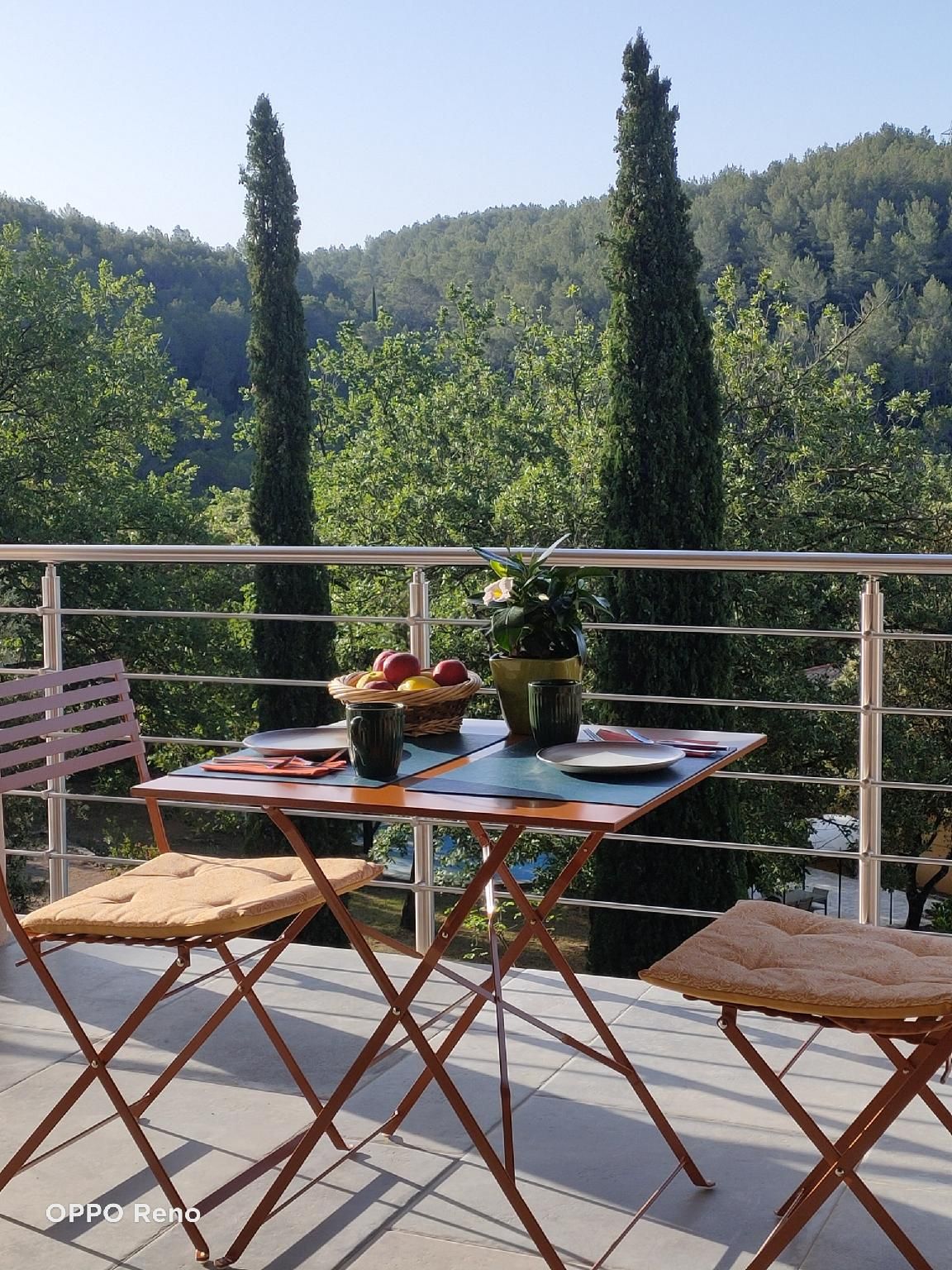 La Mediterranee-Double-Super spacieuse-Douche-Vue sur Jardin