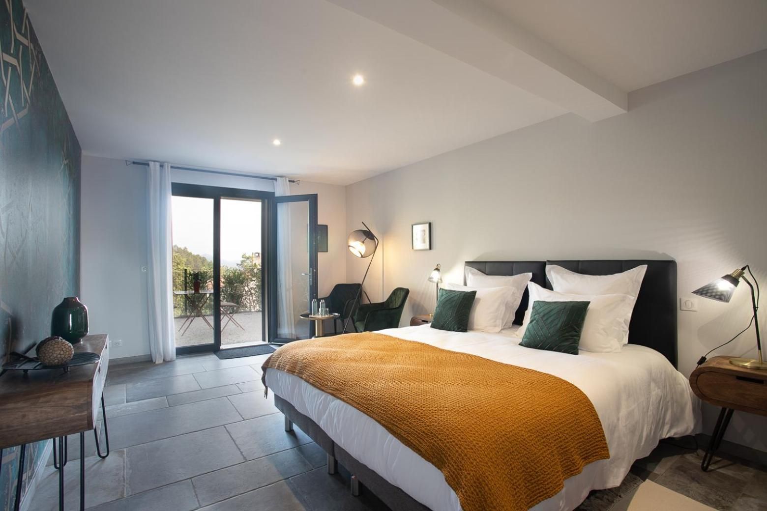 Les Hauts du Peireguier Deluxe Twin Room