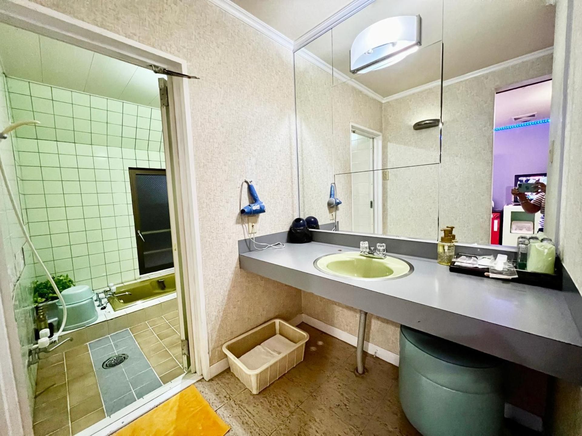 Economy Triple Room