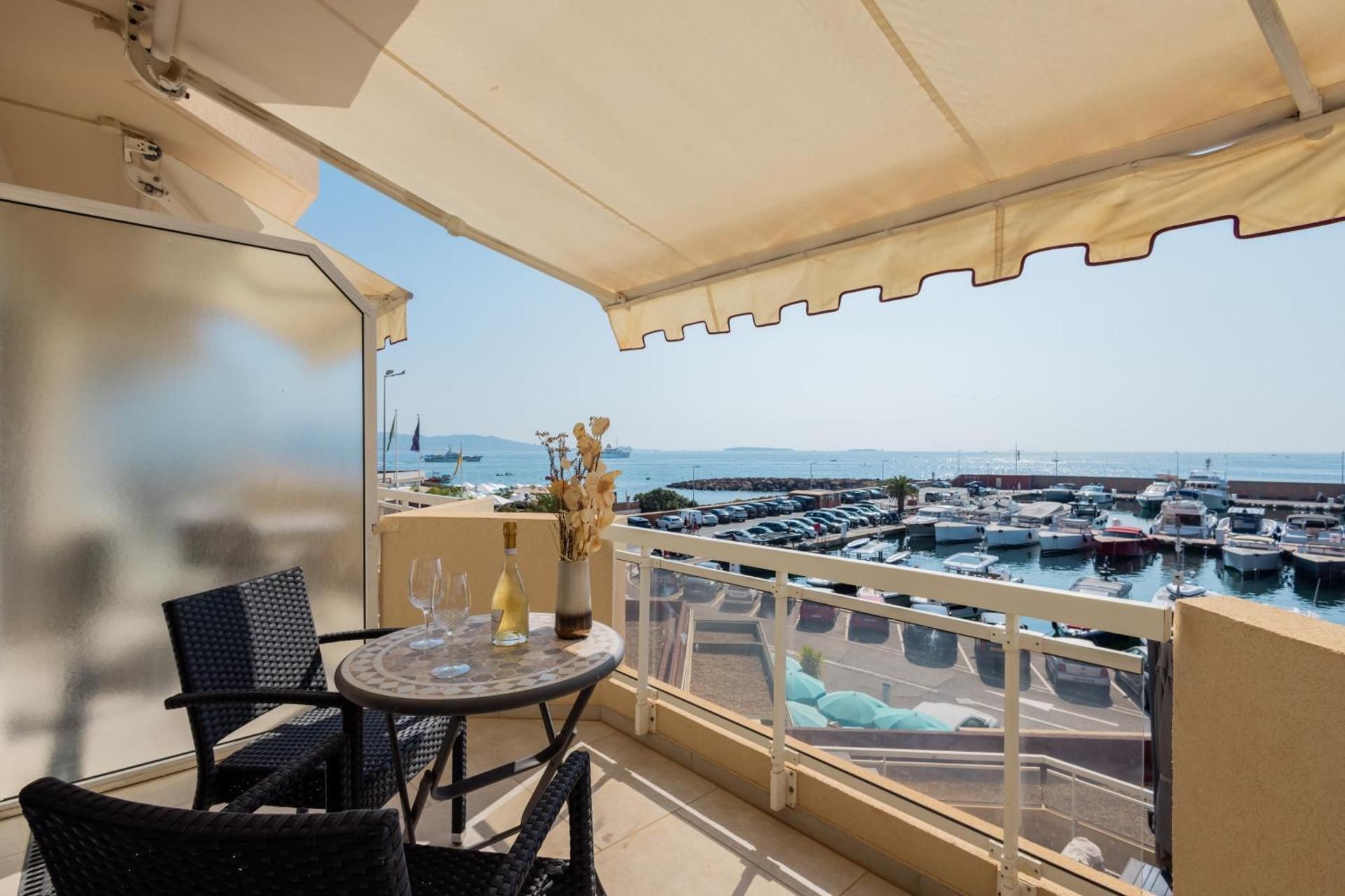 Double Room with Sea View