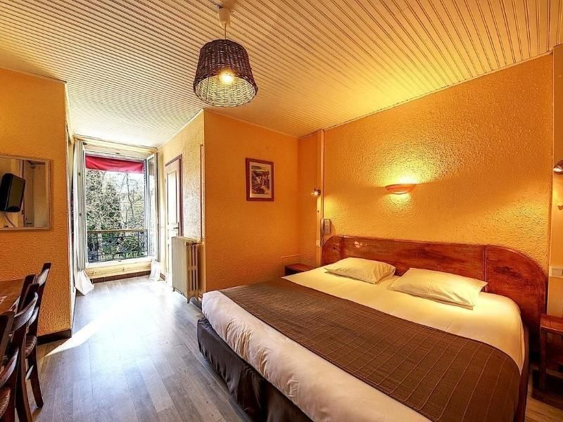 Provençal Comfort Room