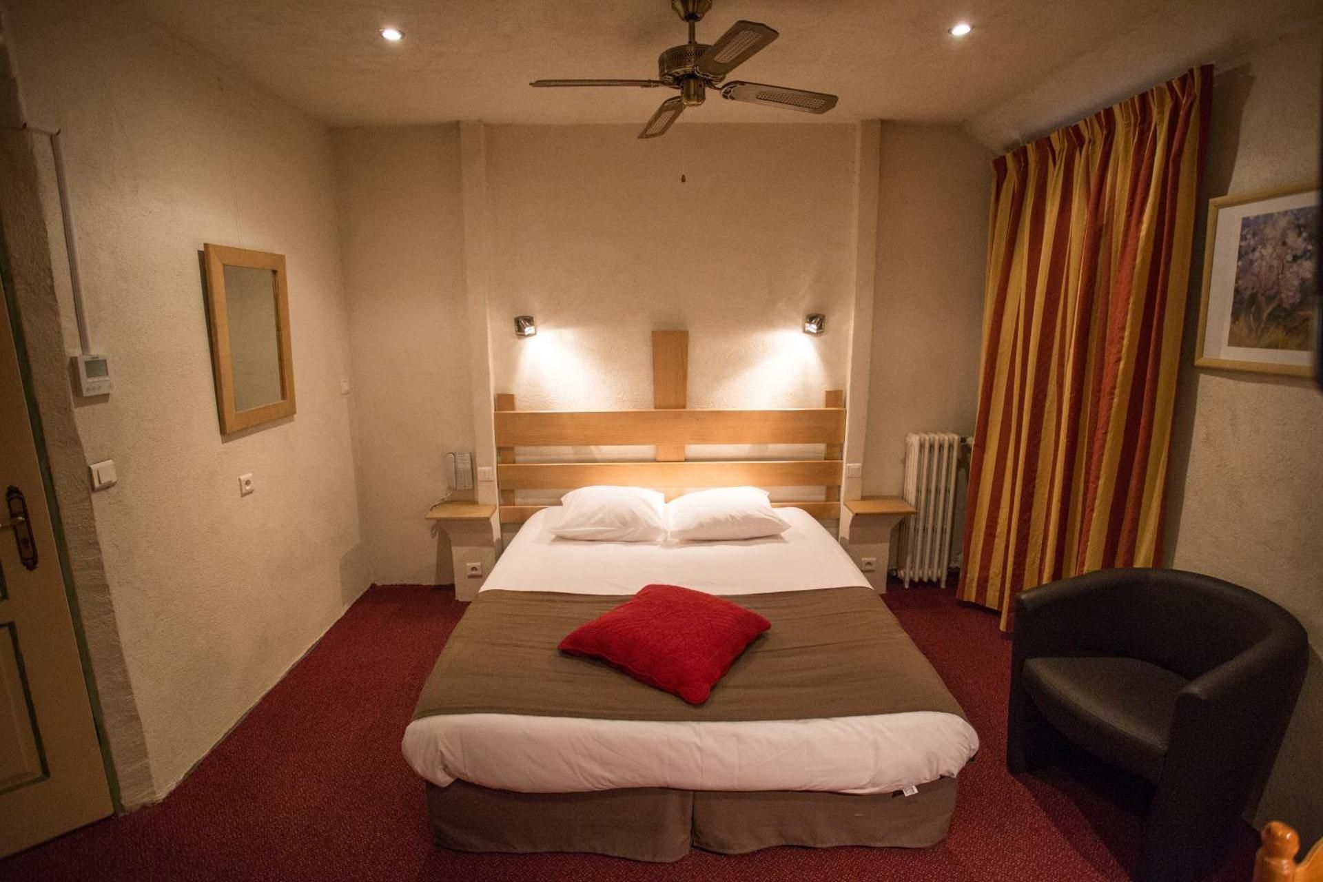 Provençal Comfort Room