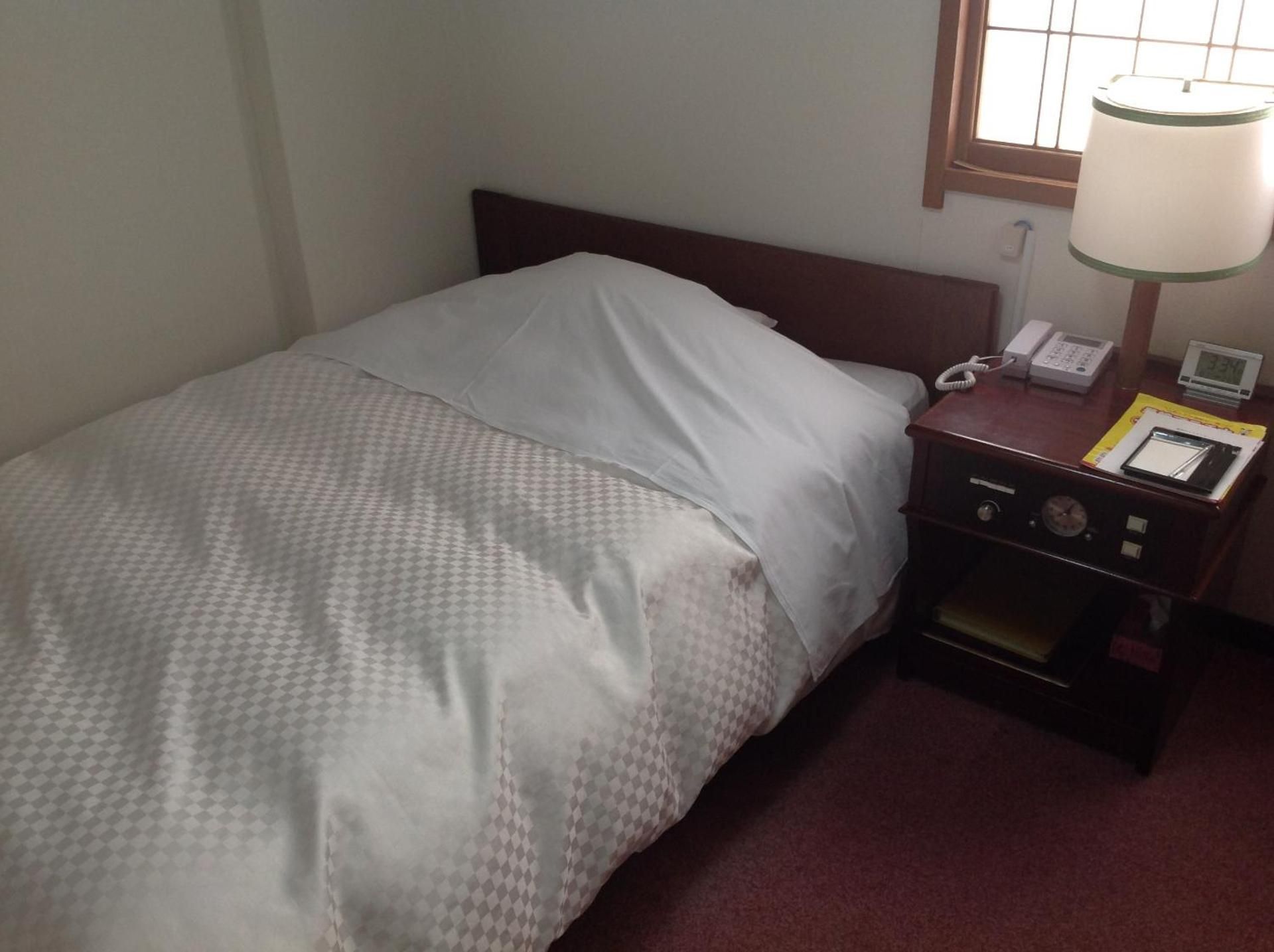 Single Room - Smoking