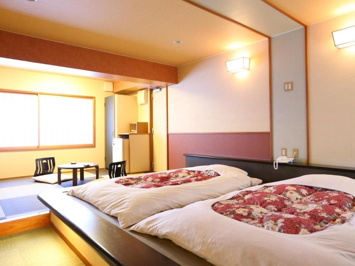Superior Twin Room with Private Bath - Non-Smoking