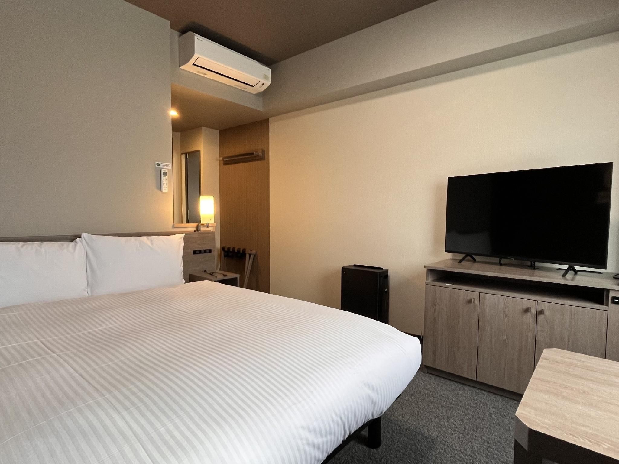 Comfort Semi-Double Room - Non-Smoking
