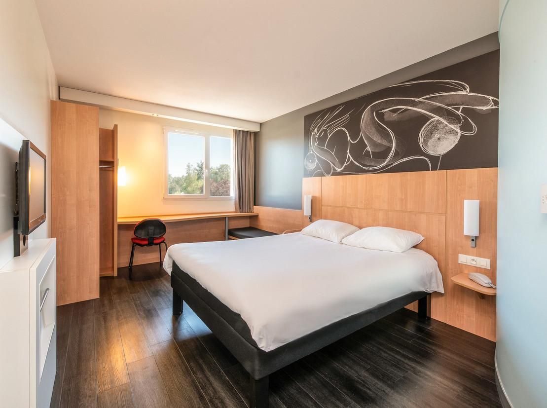 Standard Room with 1 double bed