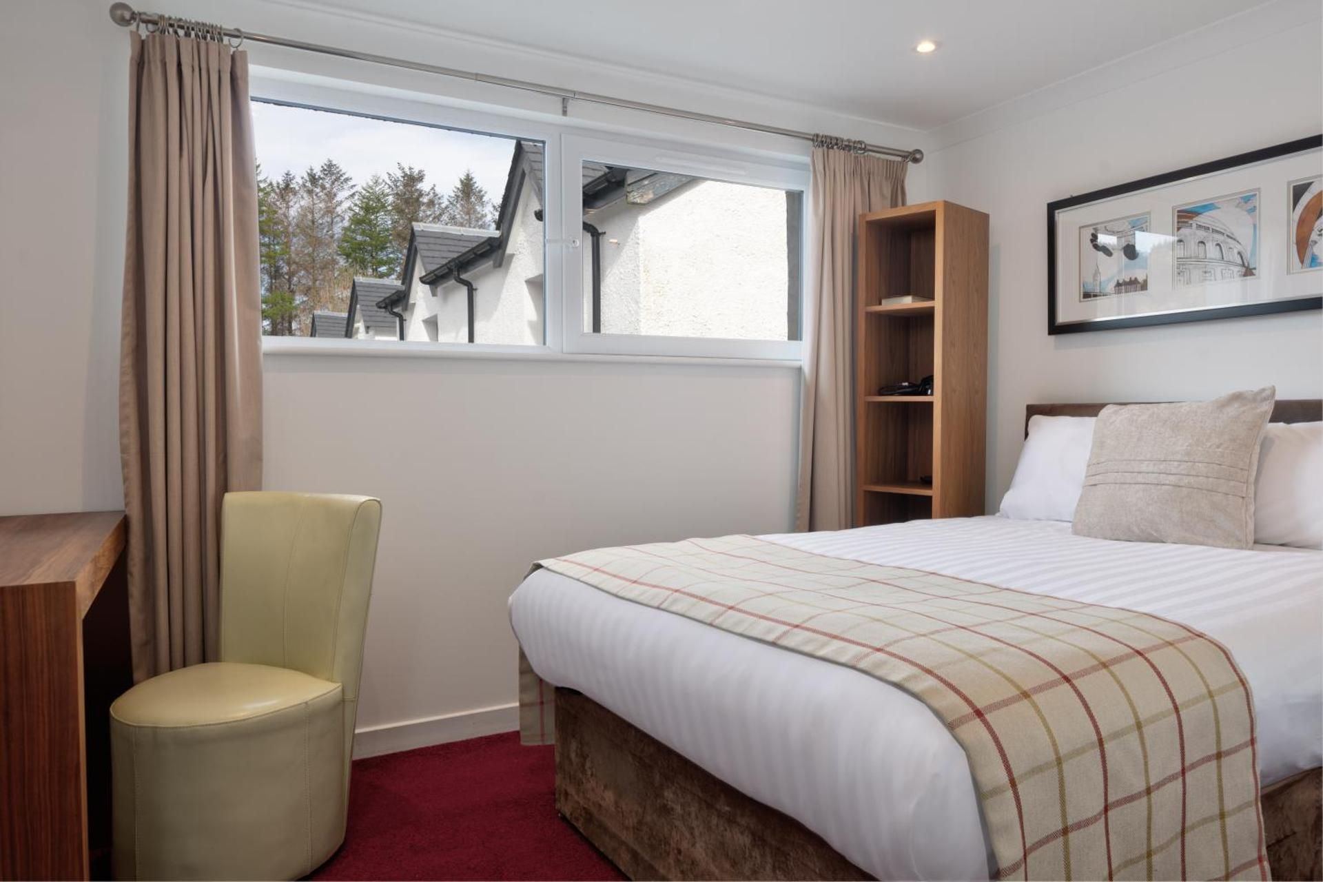 Standard Super King or Twin Room
