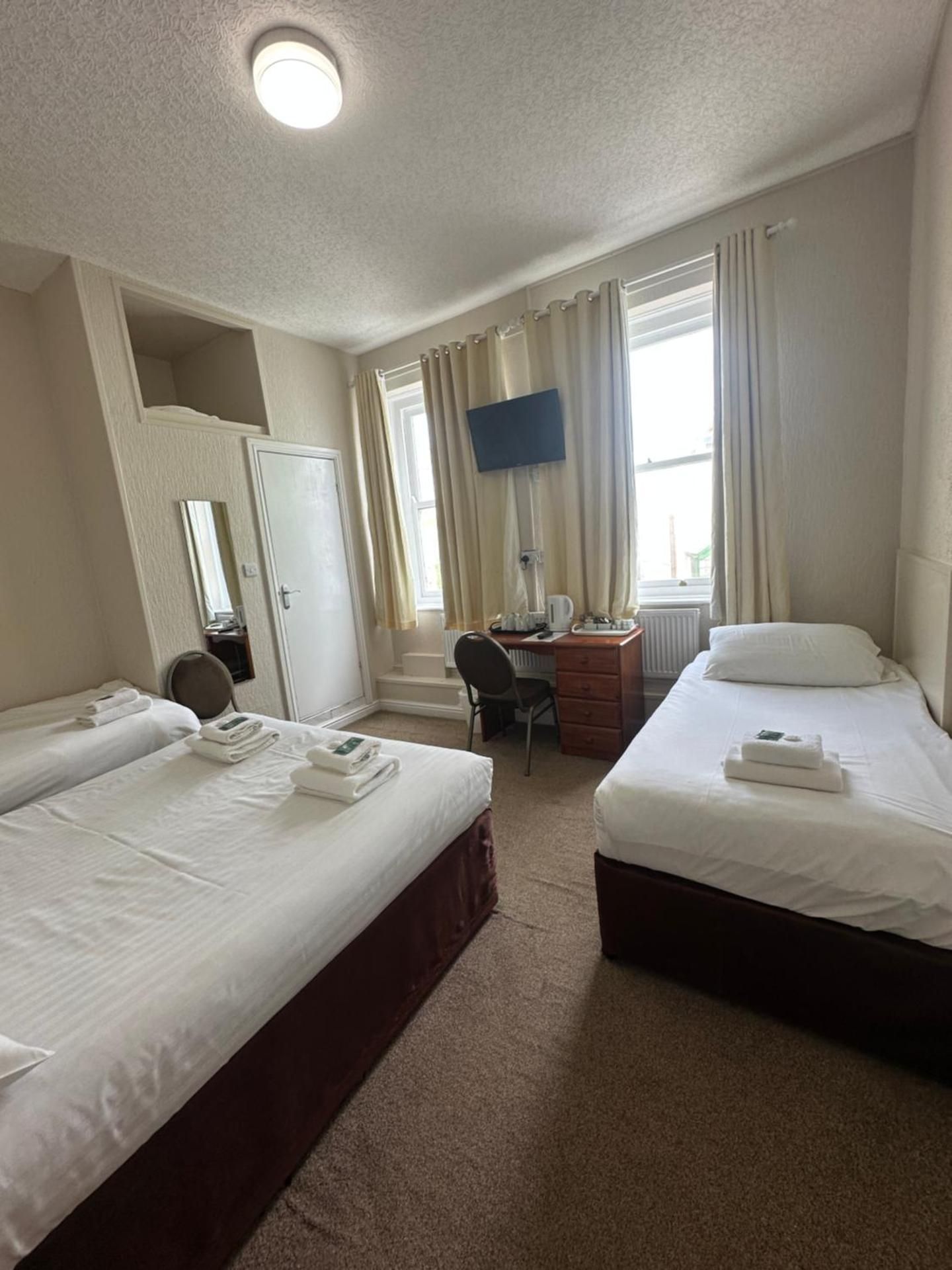 Quadruple Room with Shower