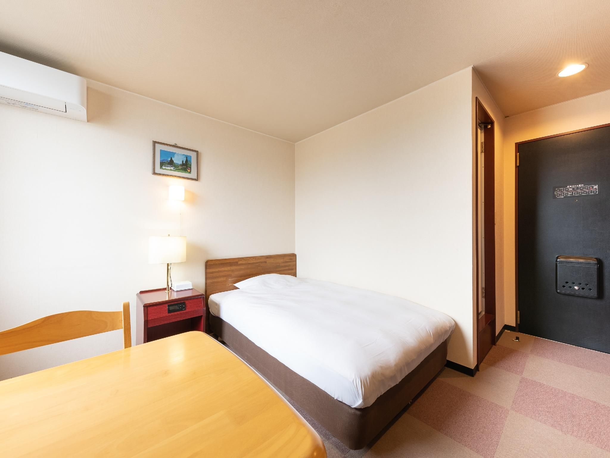 Deluxe Single Room - Smoking