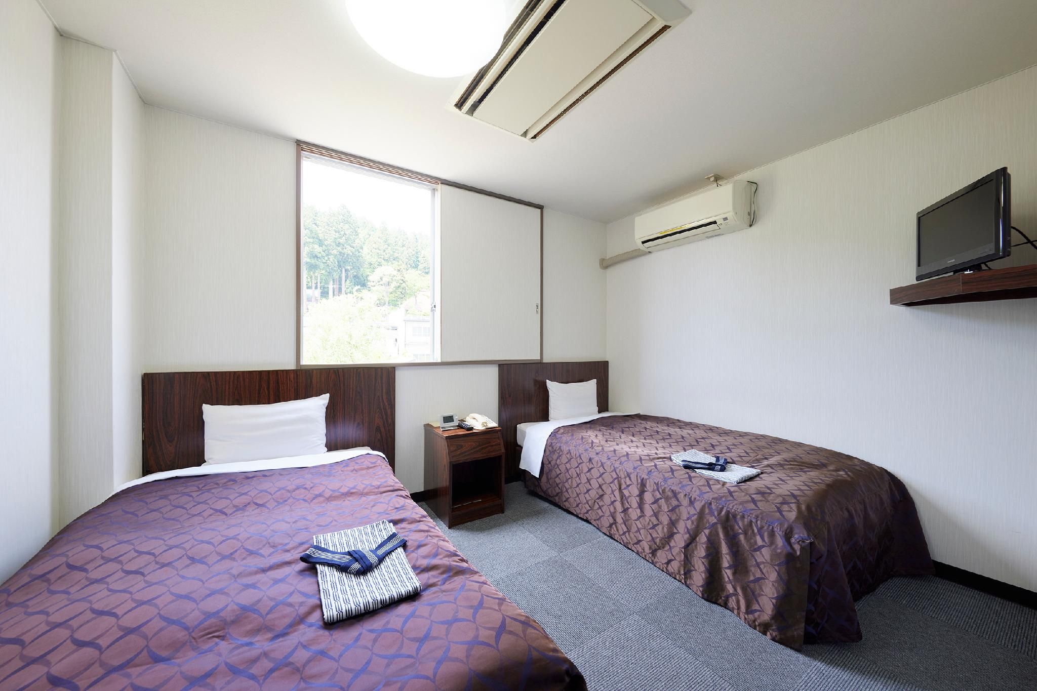 Twin Room - Non-Smoking