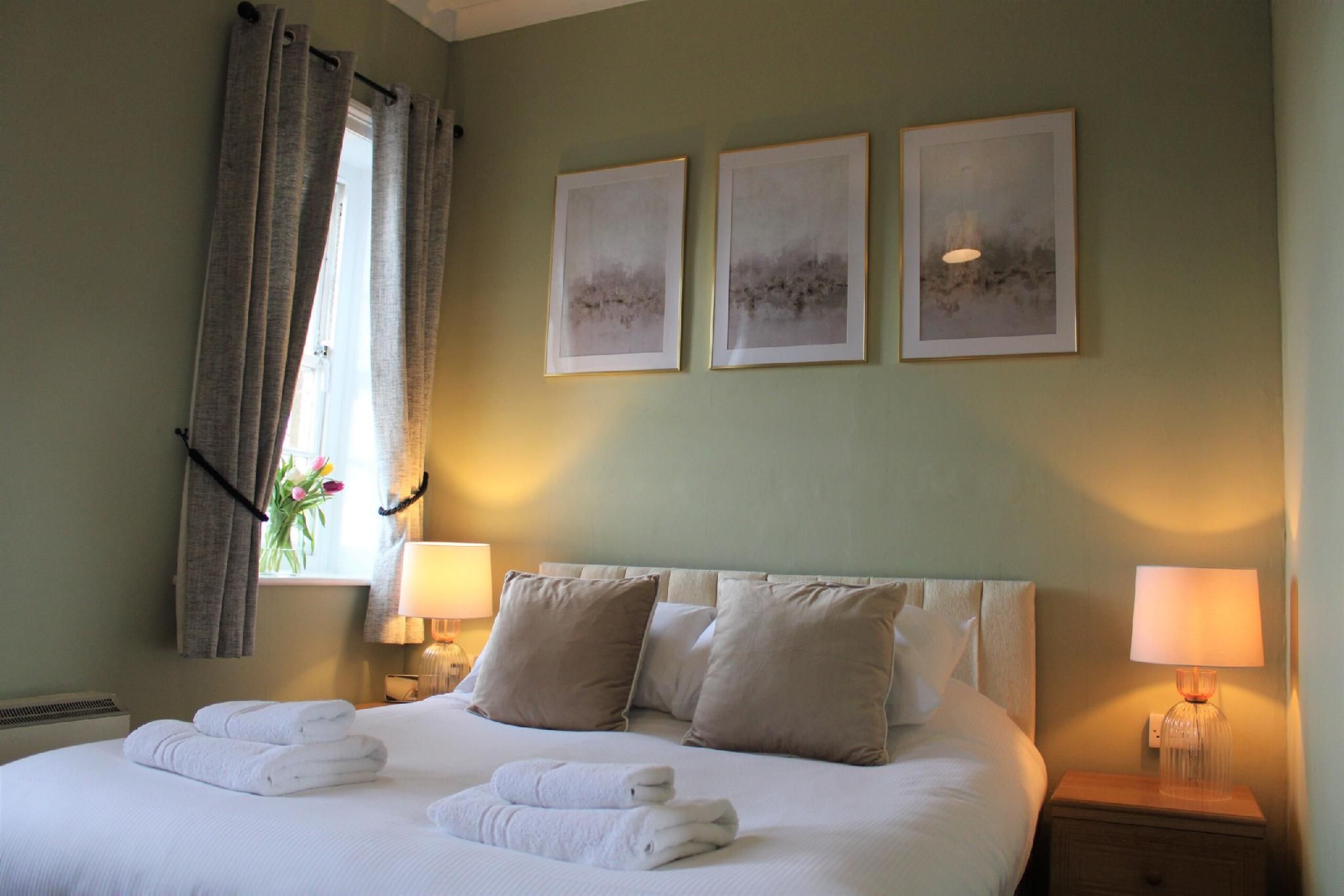 Apartment-Private Bathroom-YORK