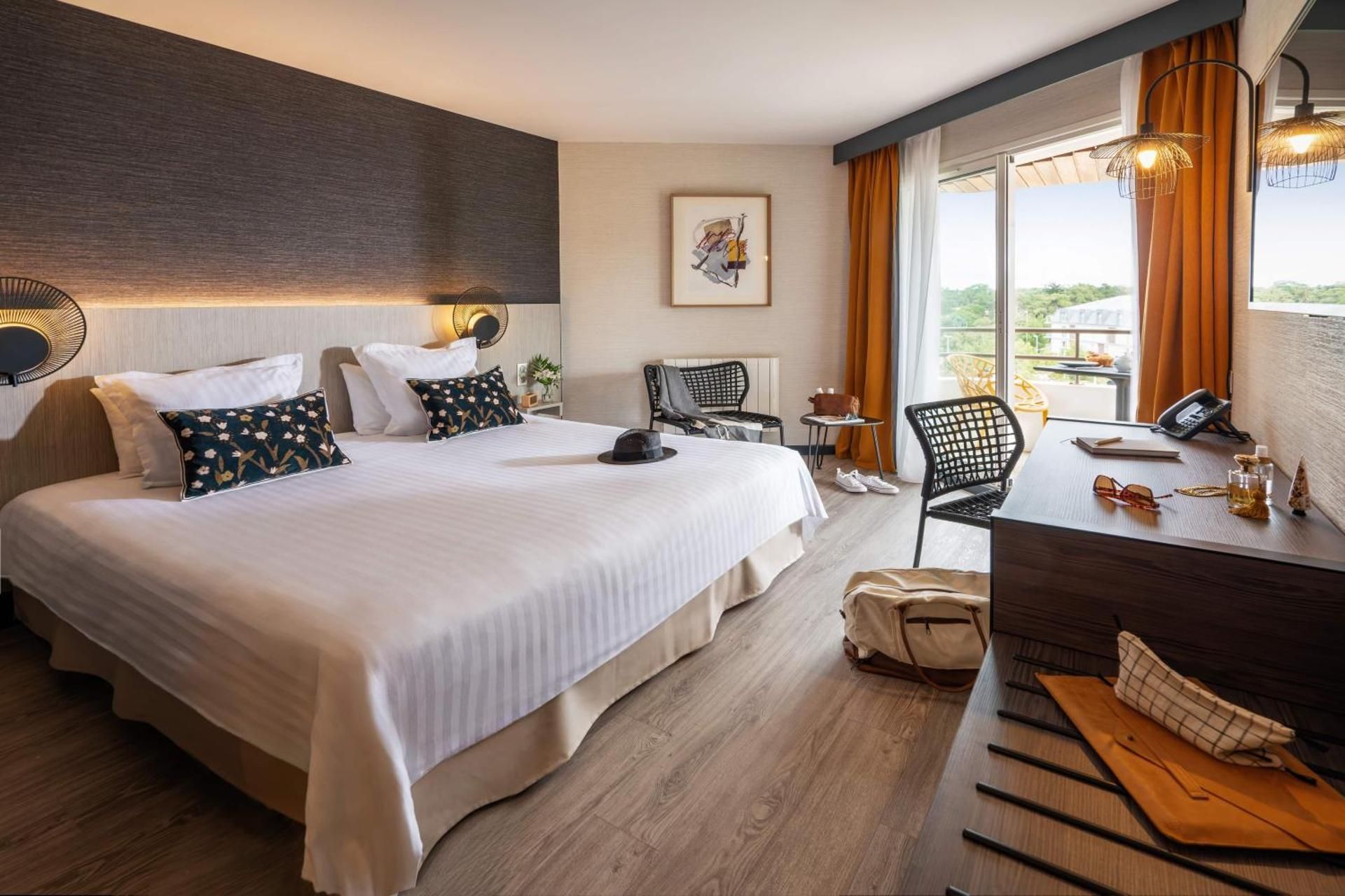 Comfort Room With Balcony