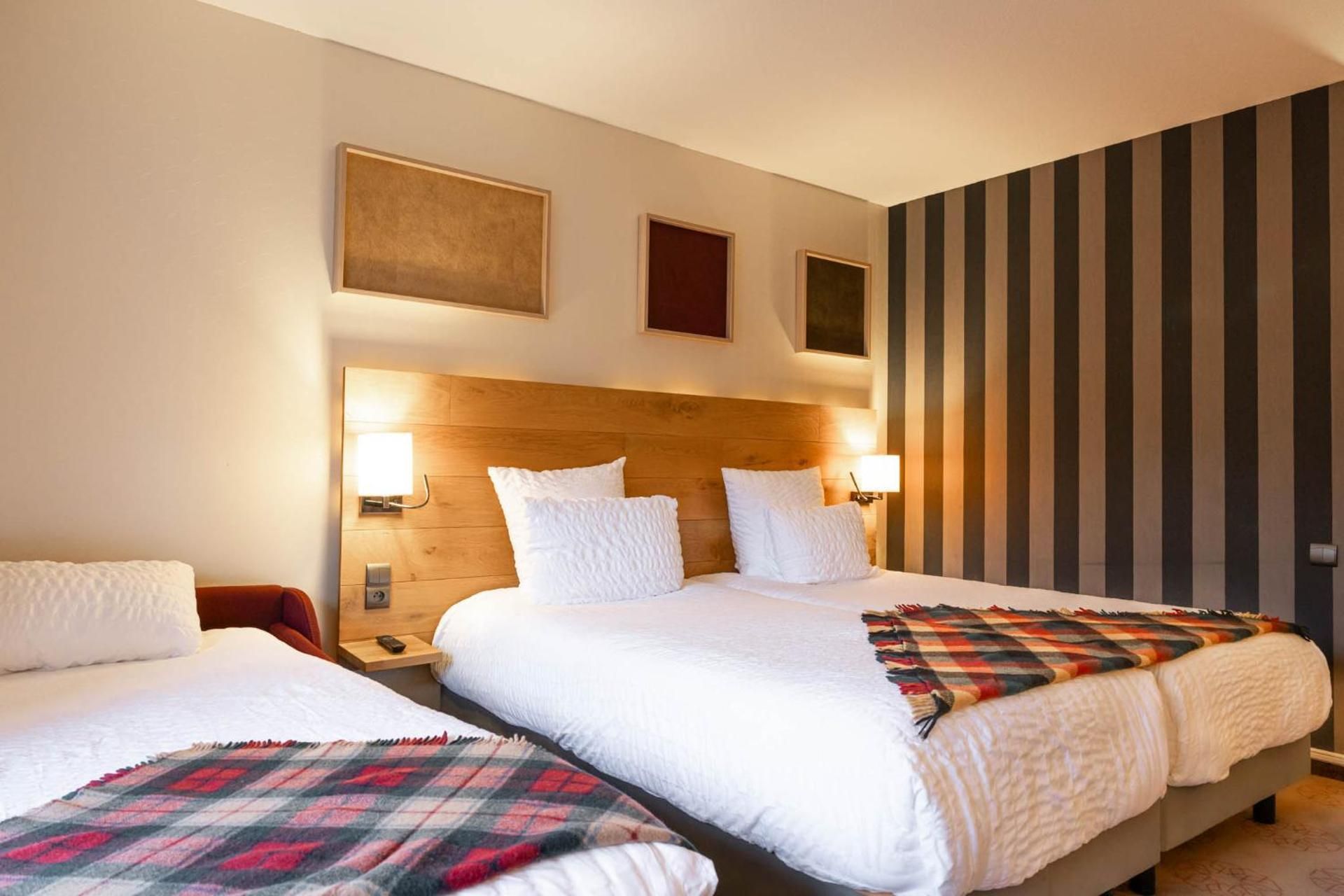 Standard Twin Room with Sofa Bed and Balcony