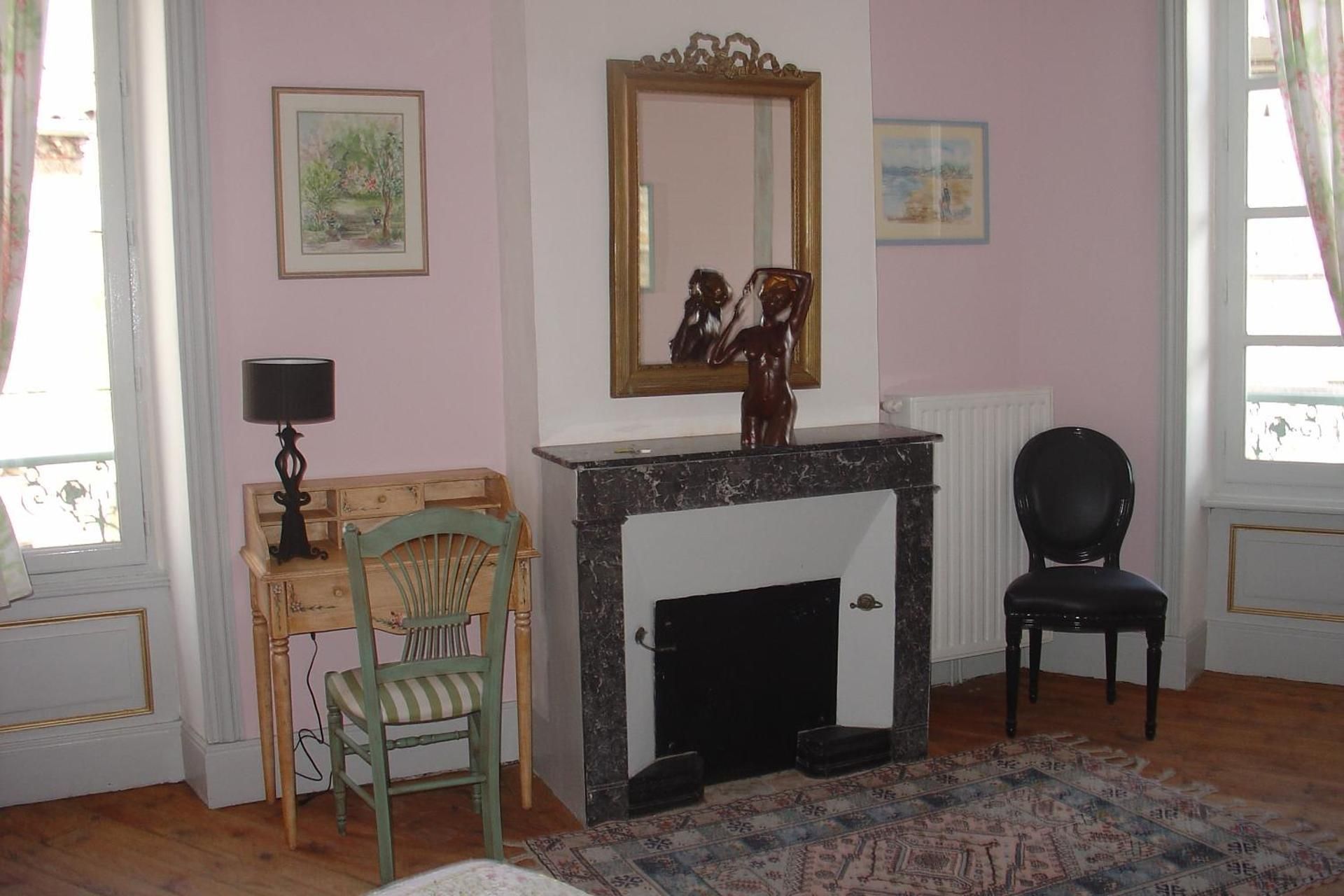 Family Studio