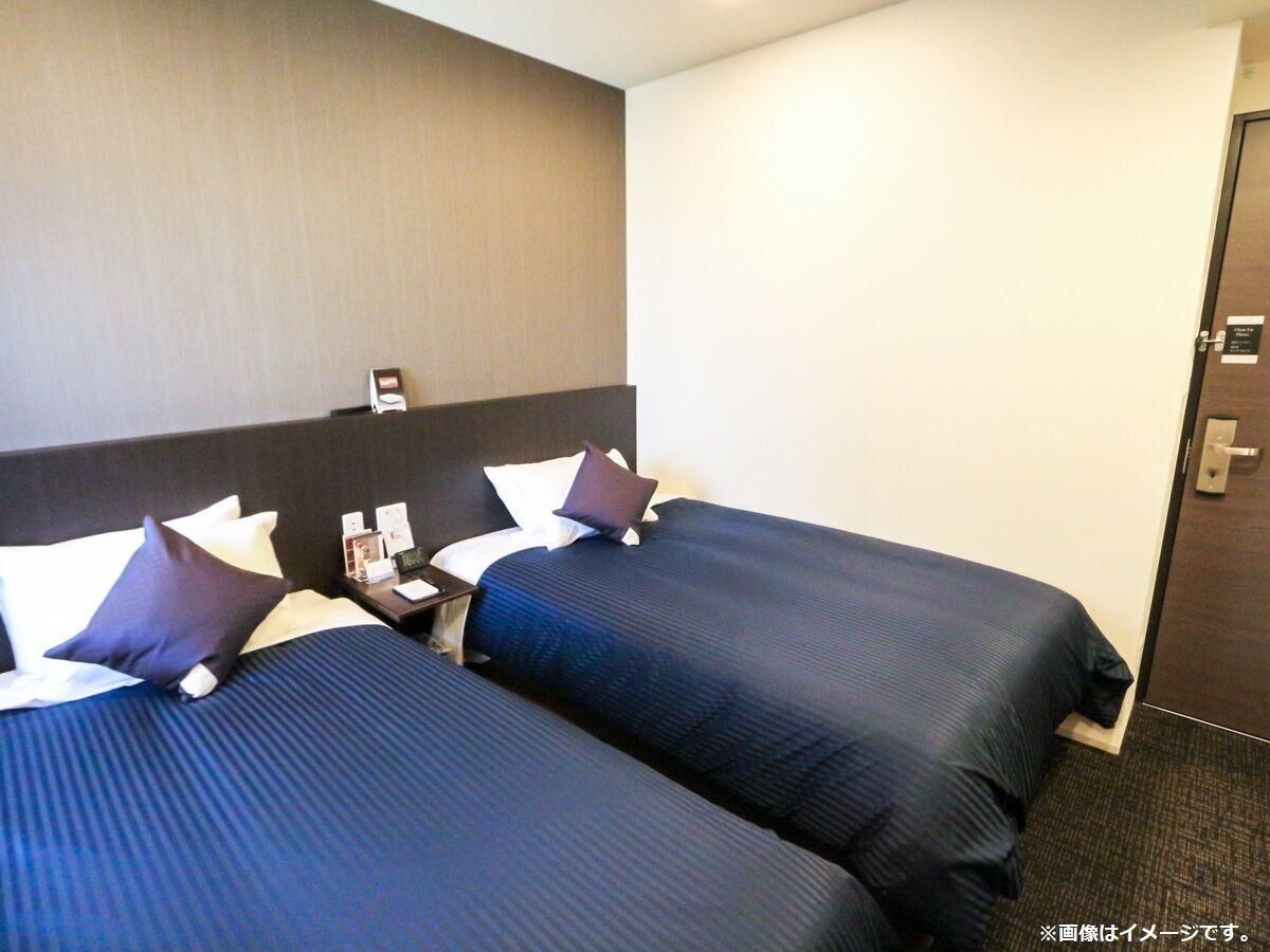 Twin Room - Non-Smoking