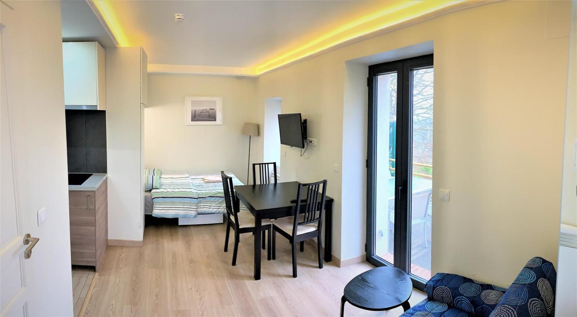 Studio with Terrace