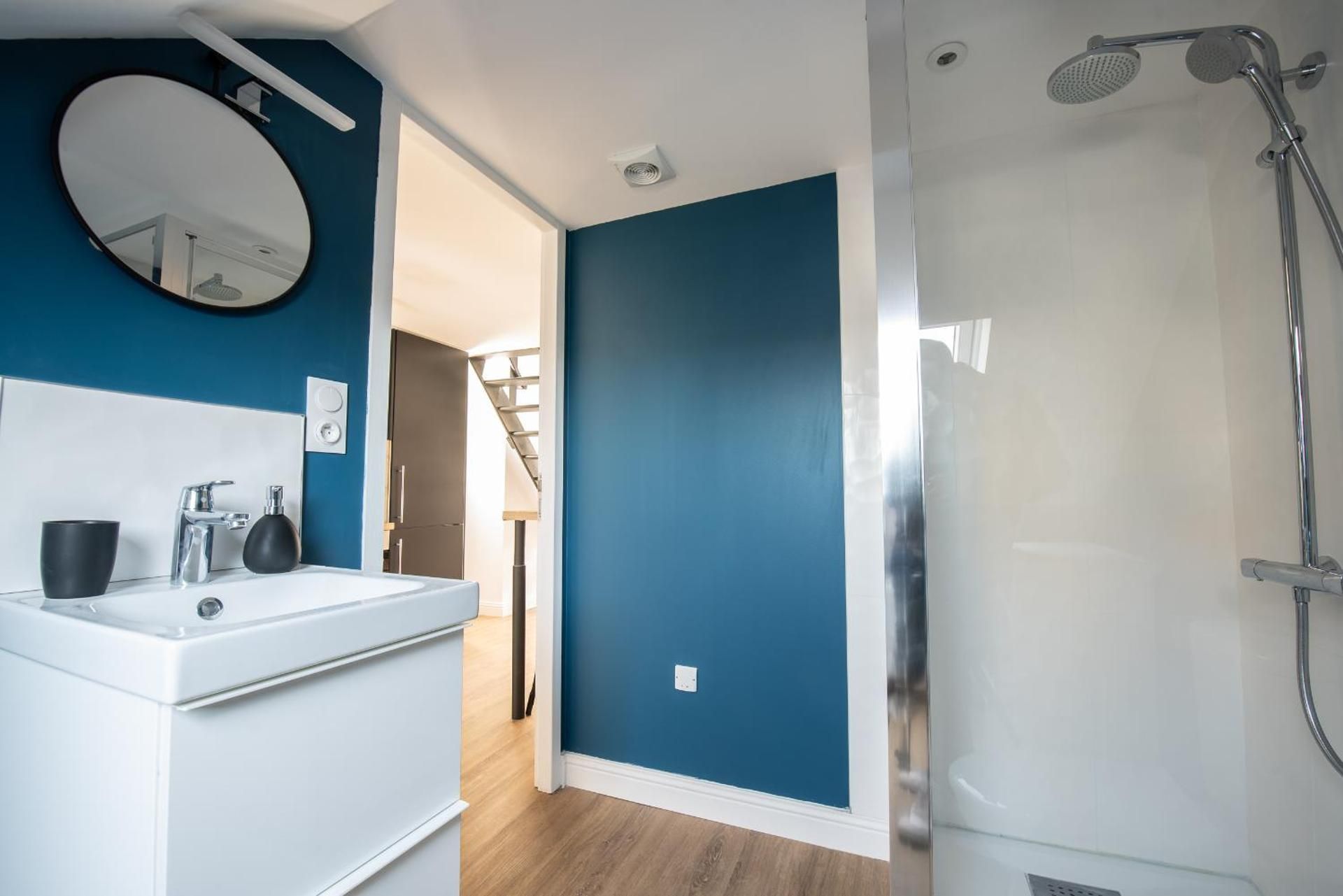 Apartment - Split Level