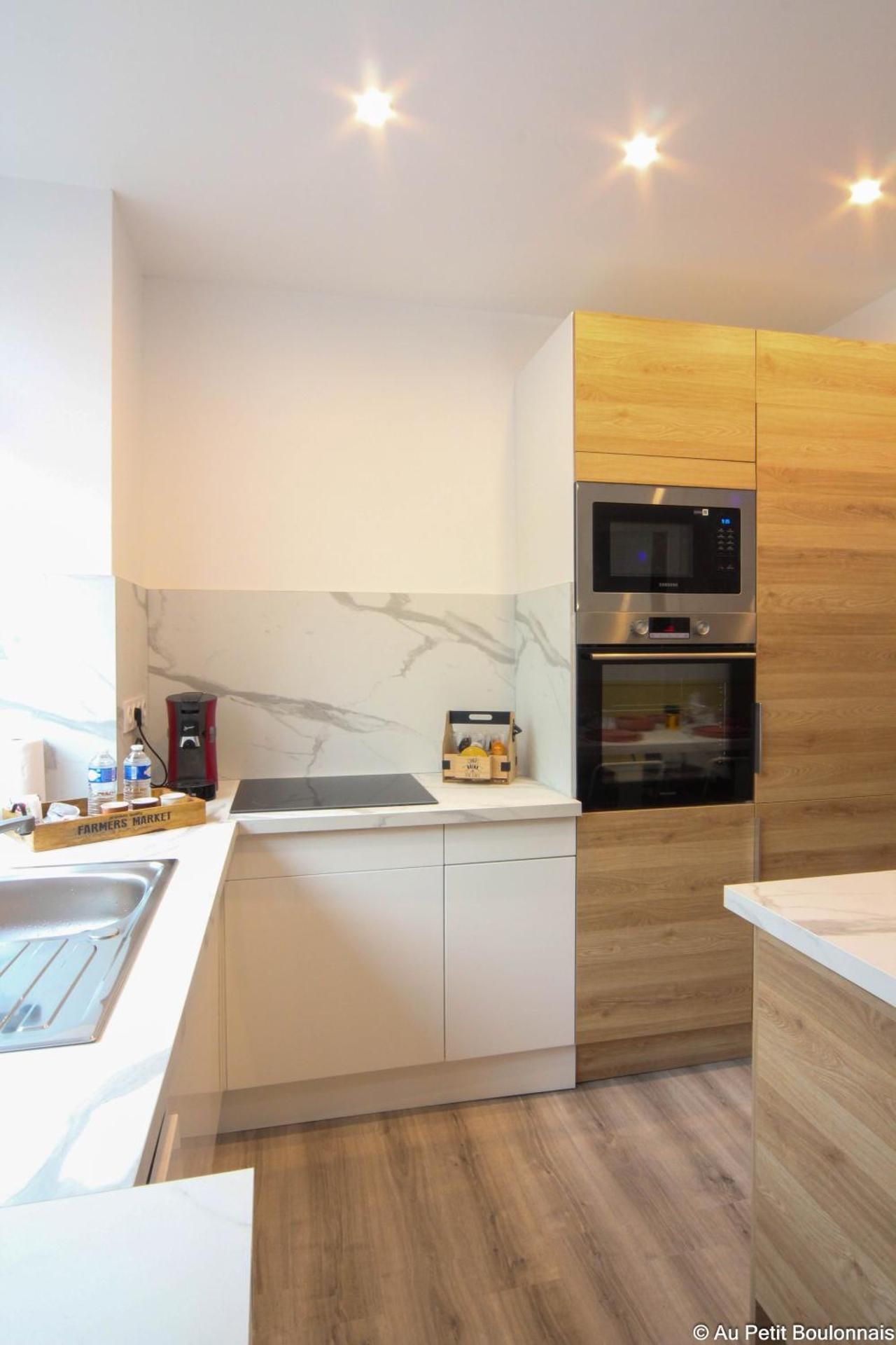 Two-Bedroom Deluxe Apartment