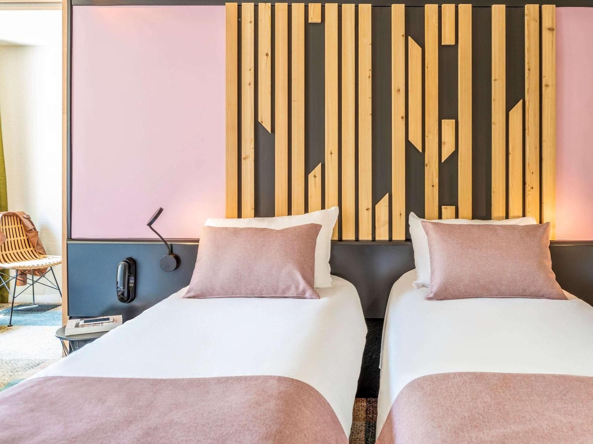 Standard Twin Room
