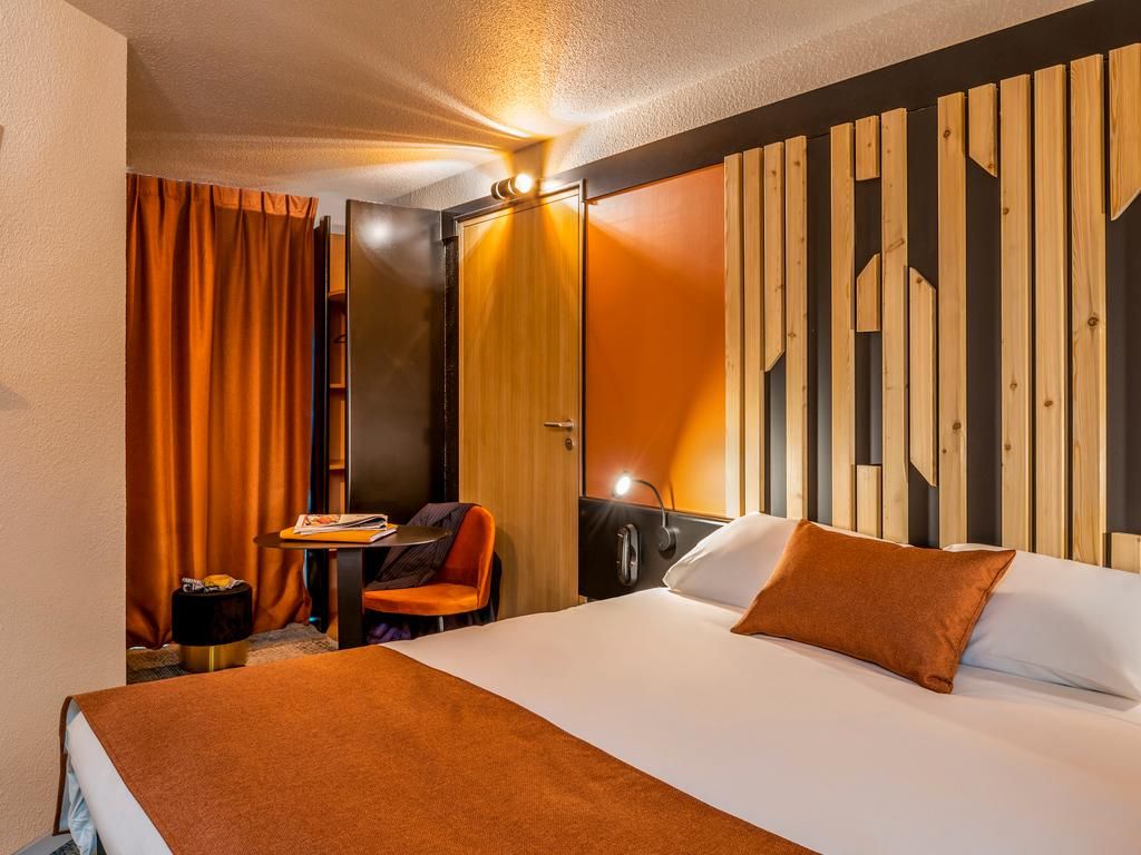 Standard Room with 1 double bed