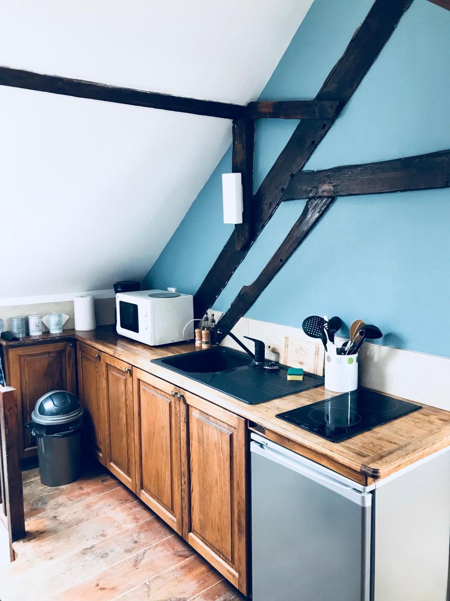 Studio Apartment