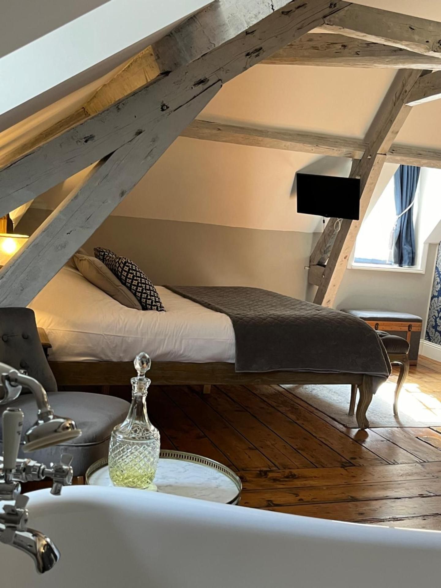 Deluxe Double Room with Bath