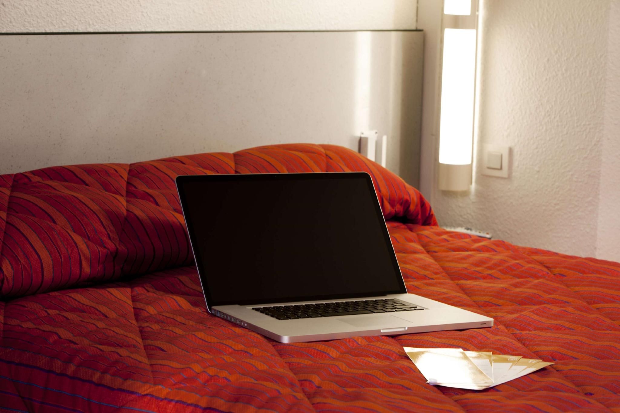 Standard Room - 1 Double Bed 3 Single Beds