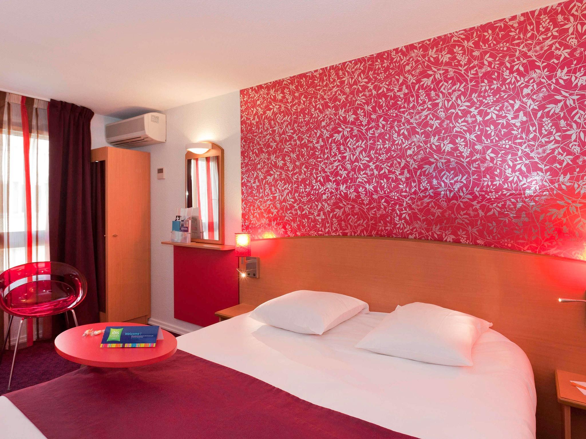 Standard Room with 1 double bed