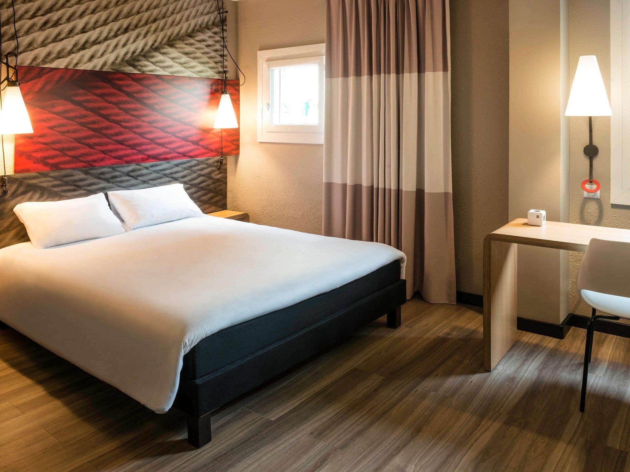 Standard Room with 1 double bed