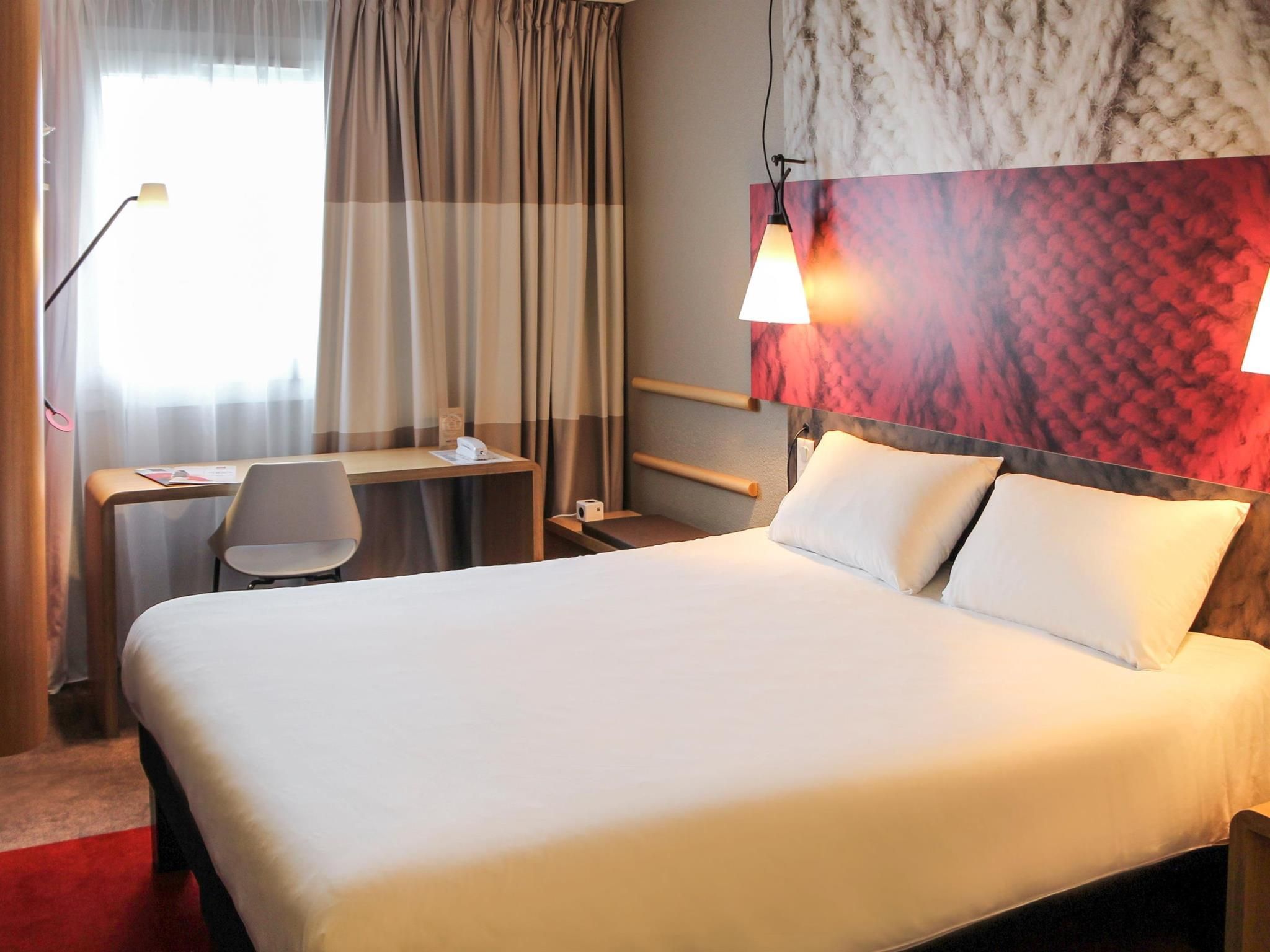Standard Room with 1 double bed