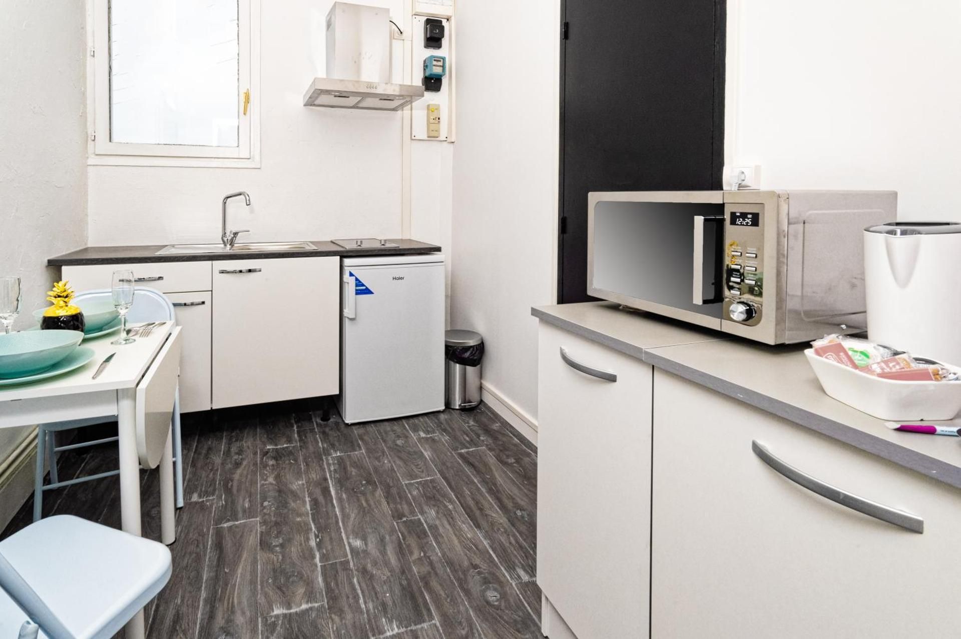 One-Bedroom Apartment