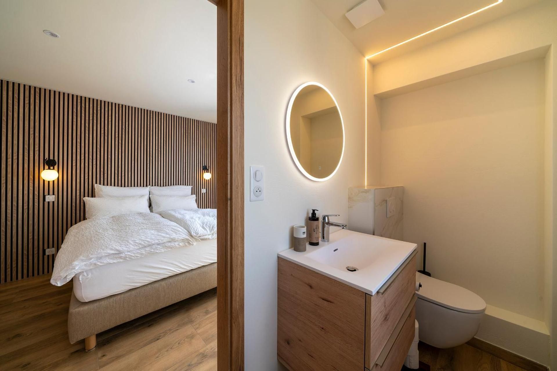 Large Double Room
