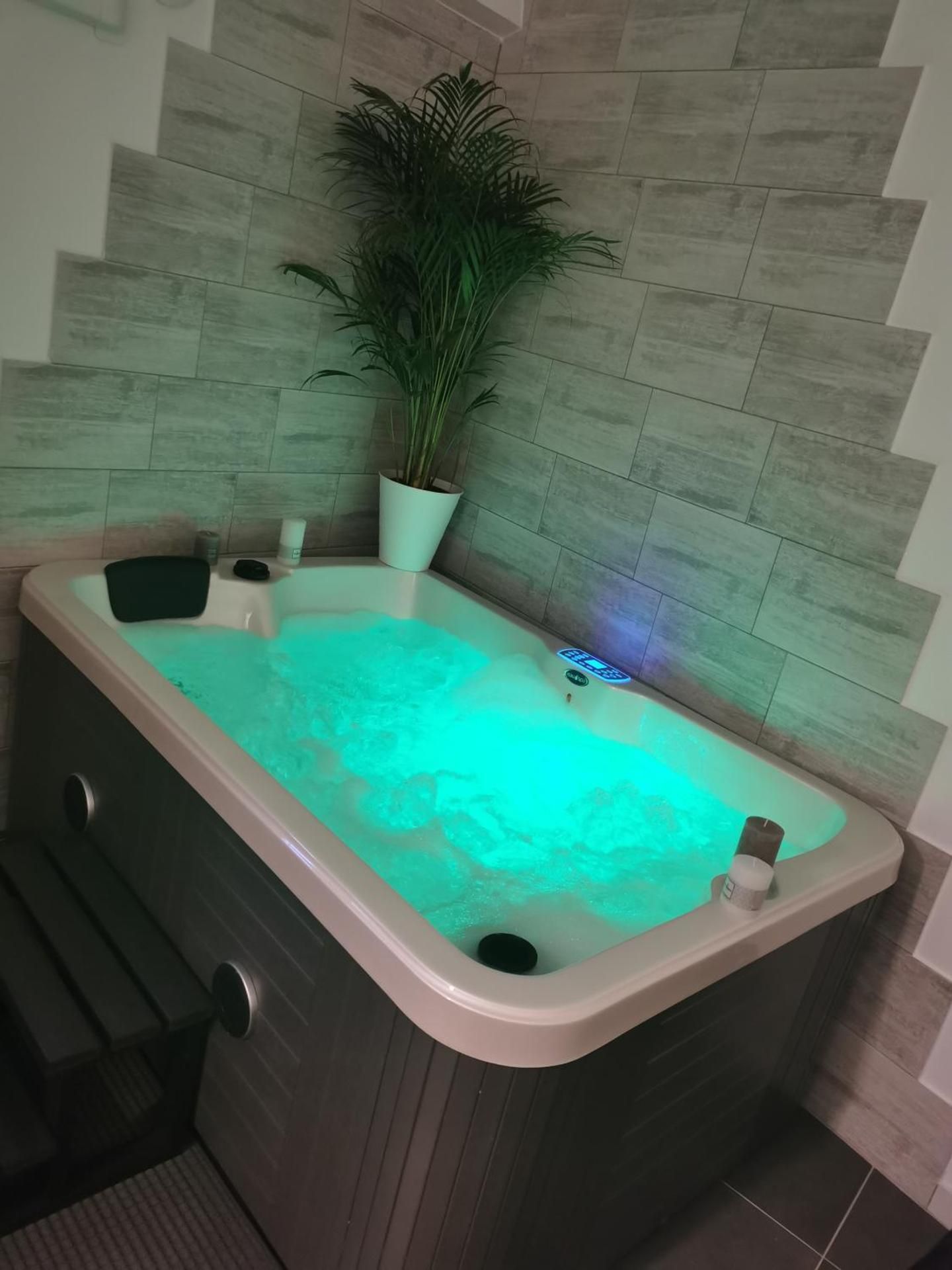 Double Room with Spa Bath