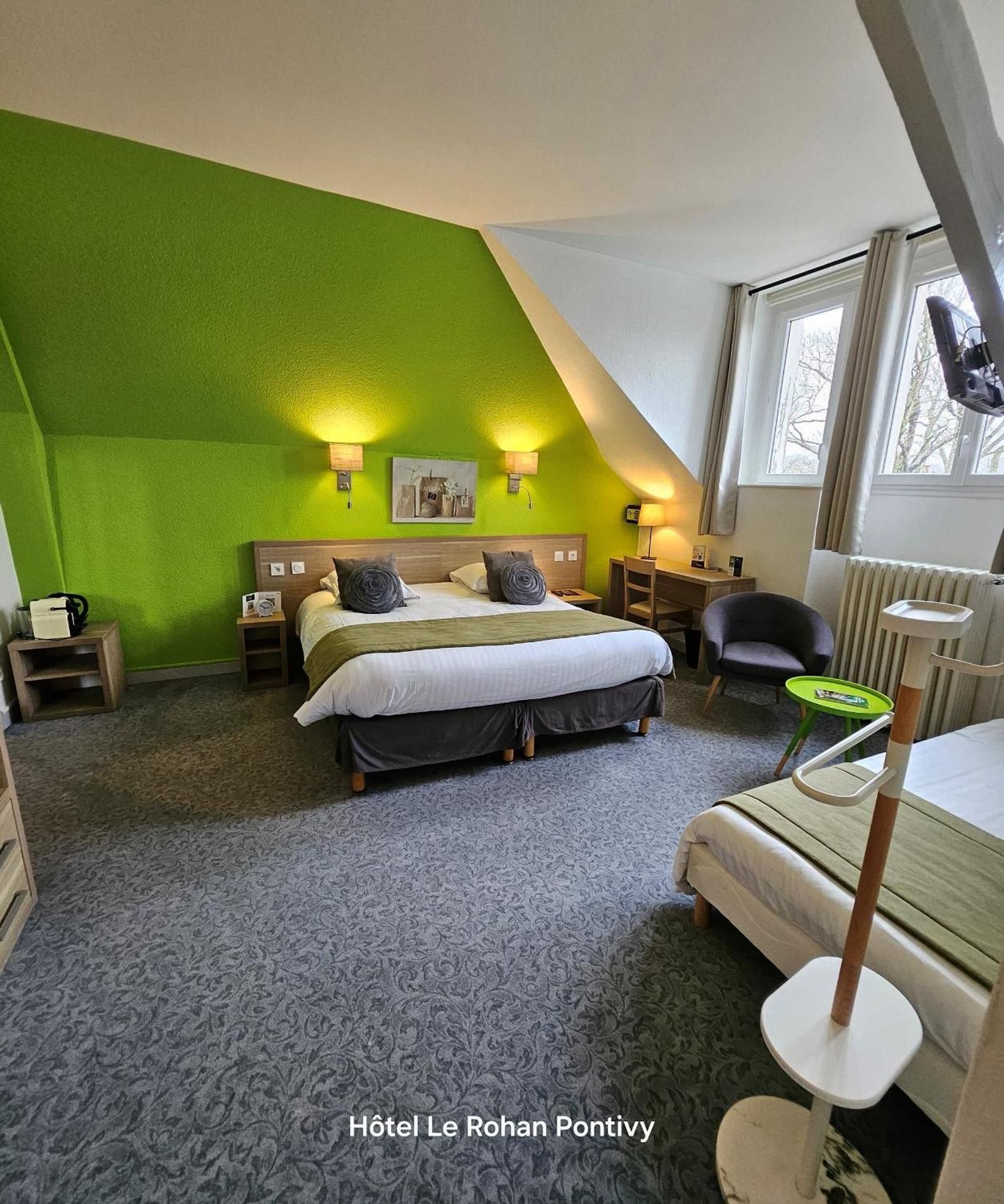 Executive Triple Room