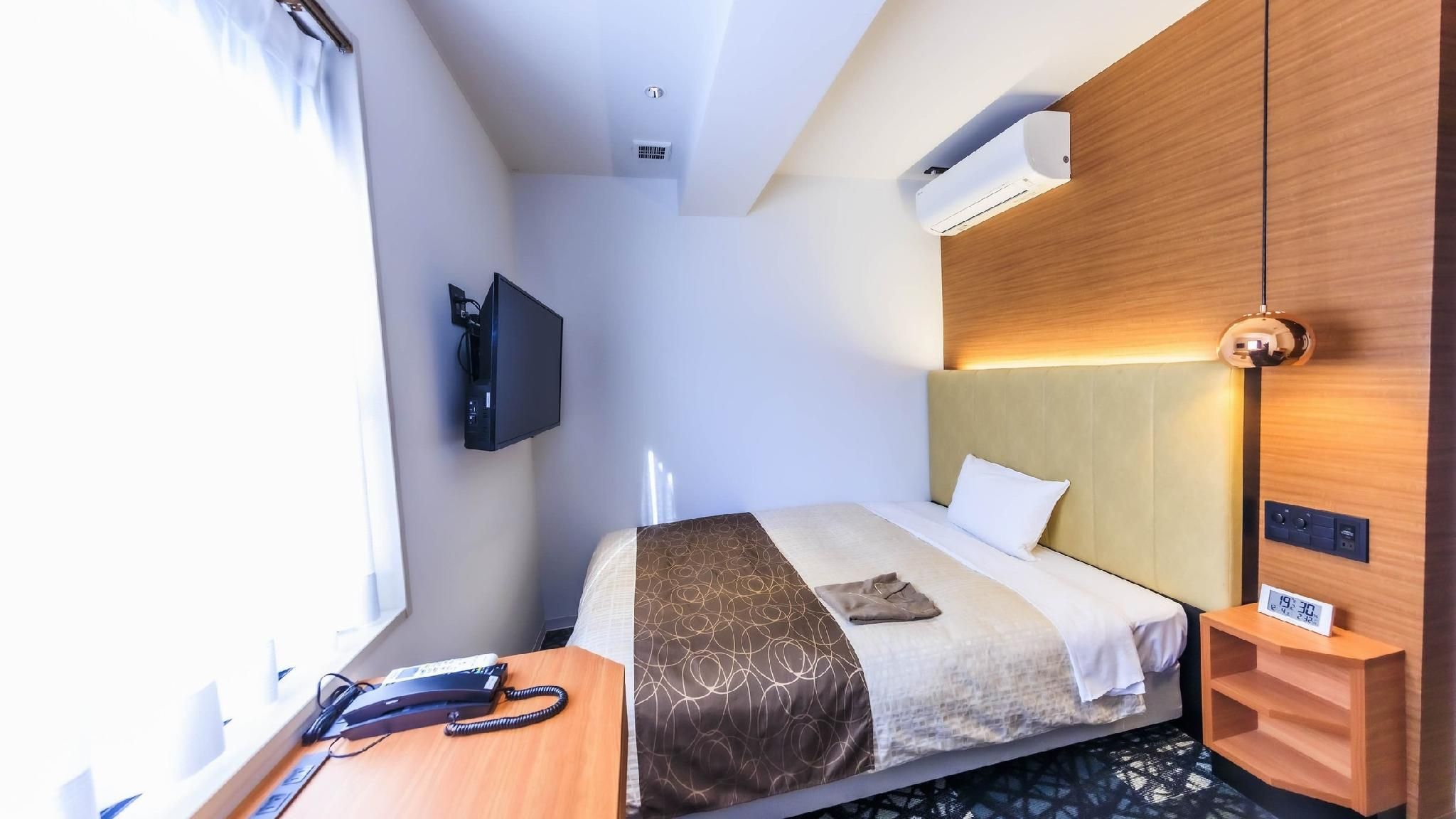 Standard Single Room - Non-Smoking