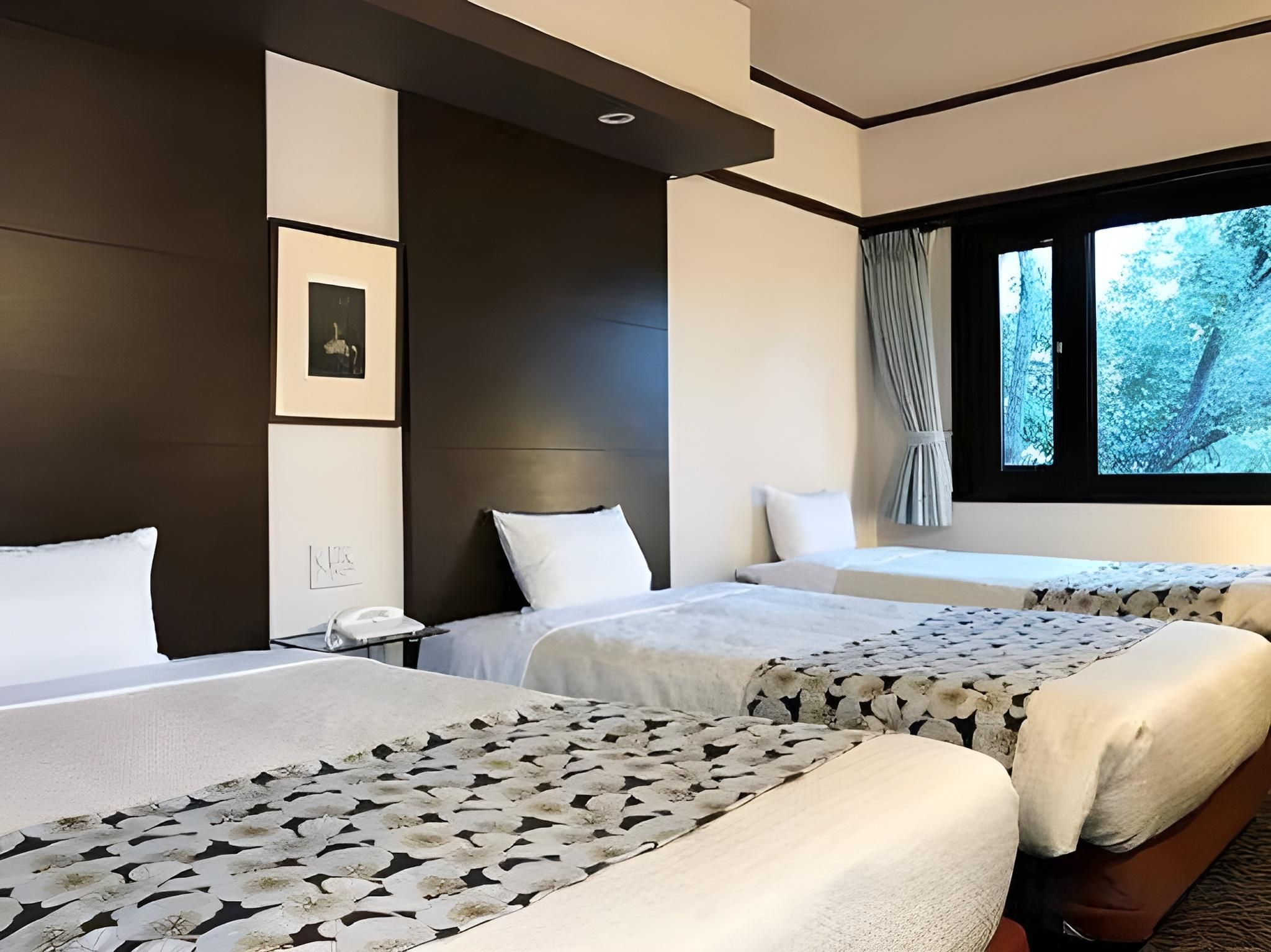 STANDARD,TRIPLE ROOM -SMOKING