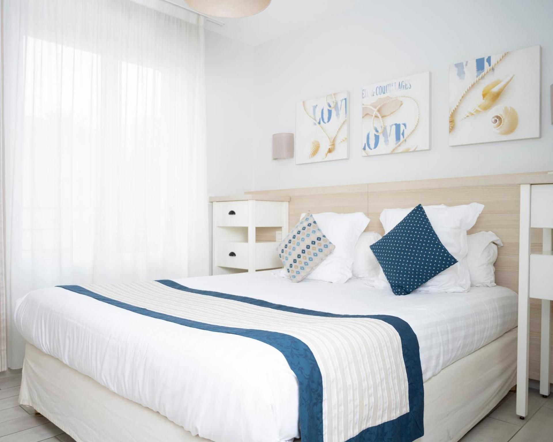 Two-Bedroom Apartment - Split Level "Myrona"