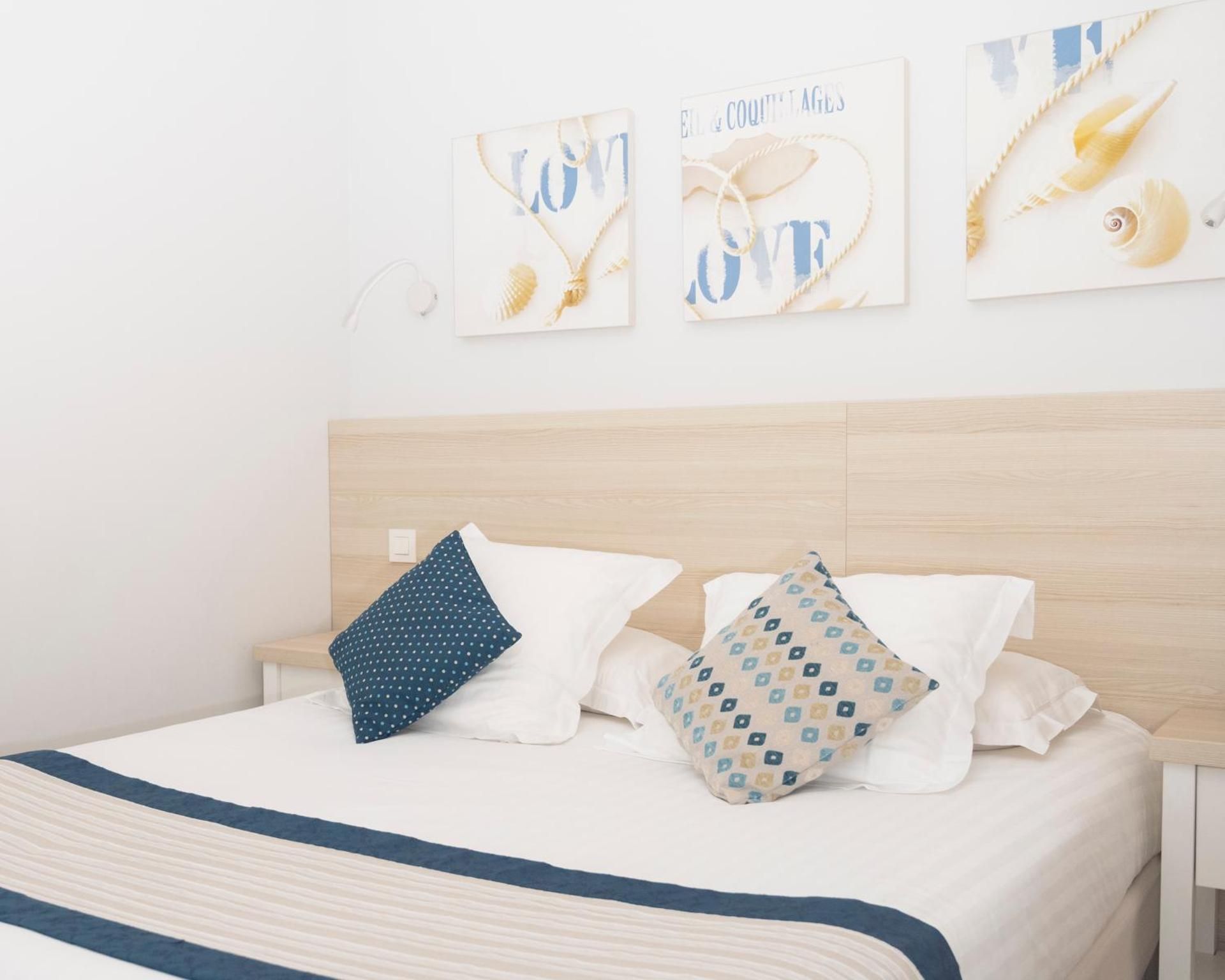 Two-Bedroom Apartment - Split Level "Leina"