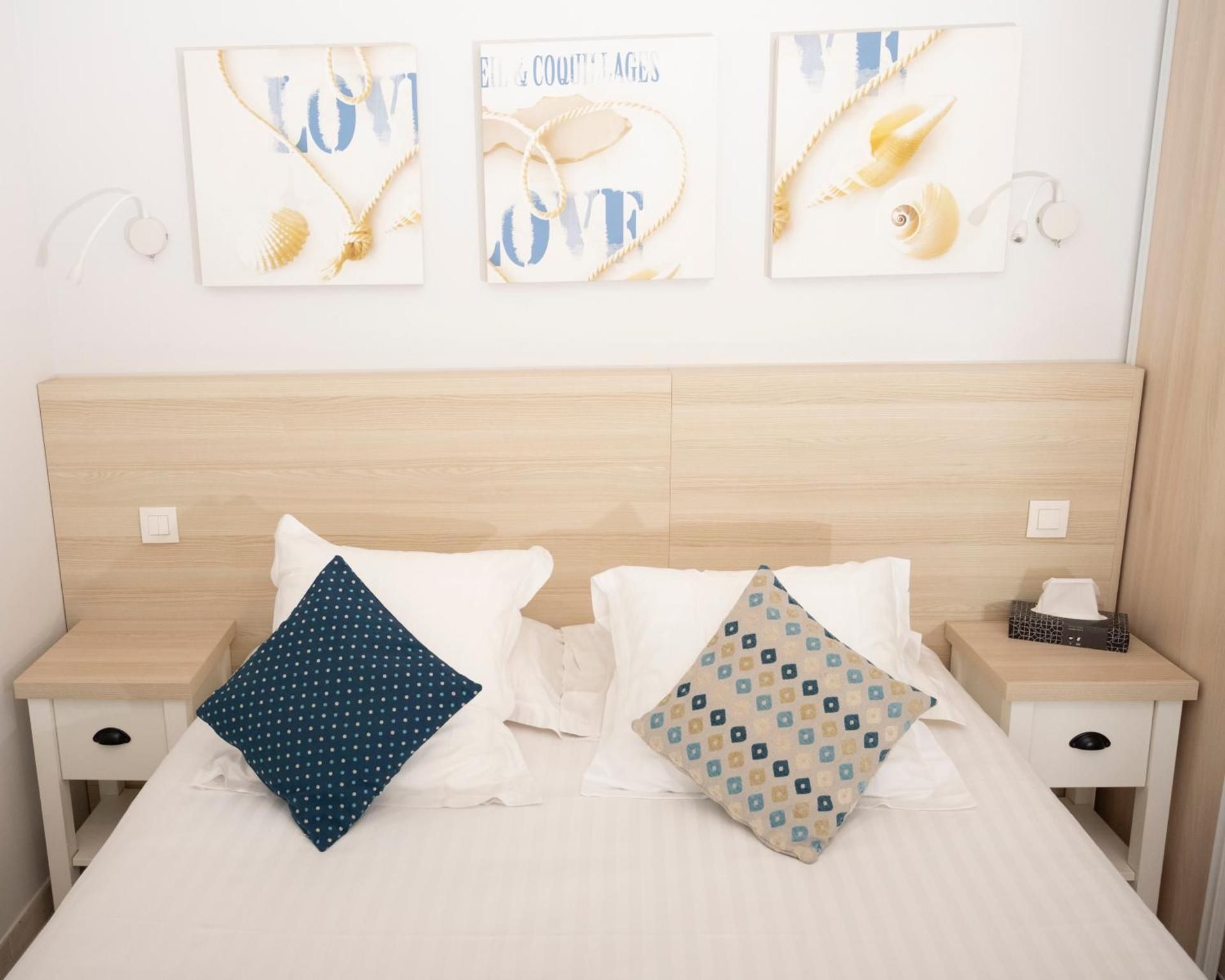 Two-Bedroom Apartment - Split Level "Leina"